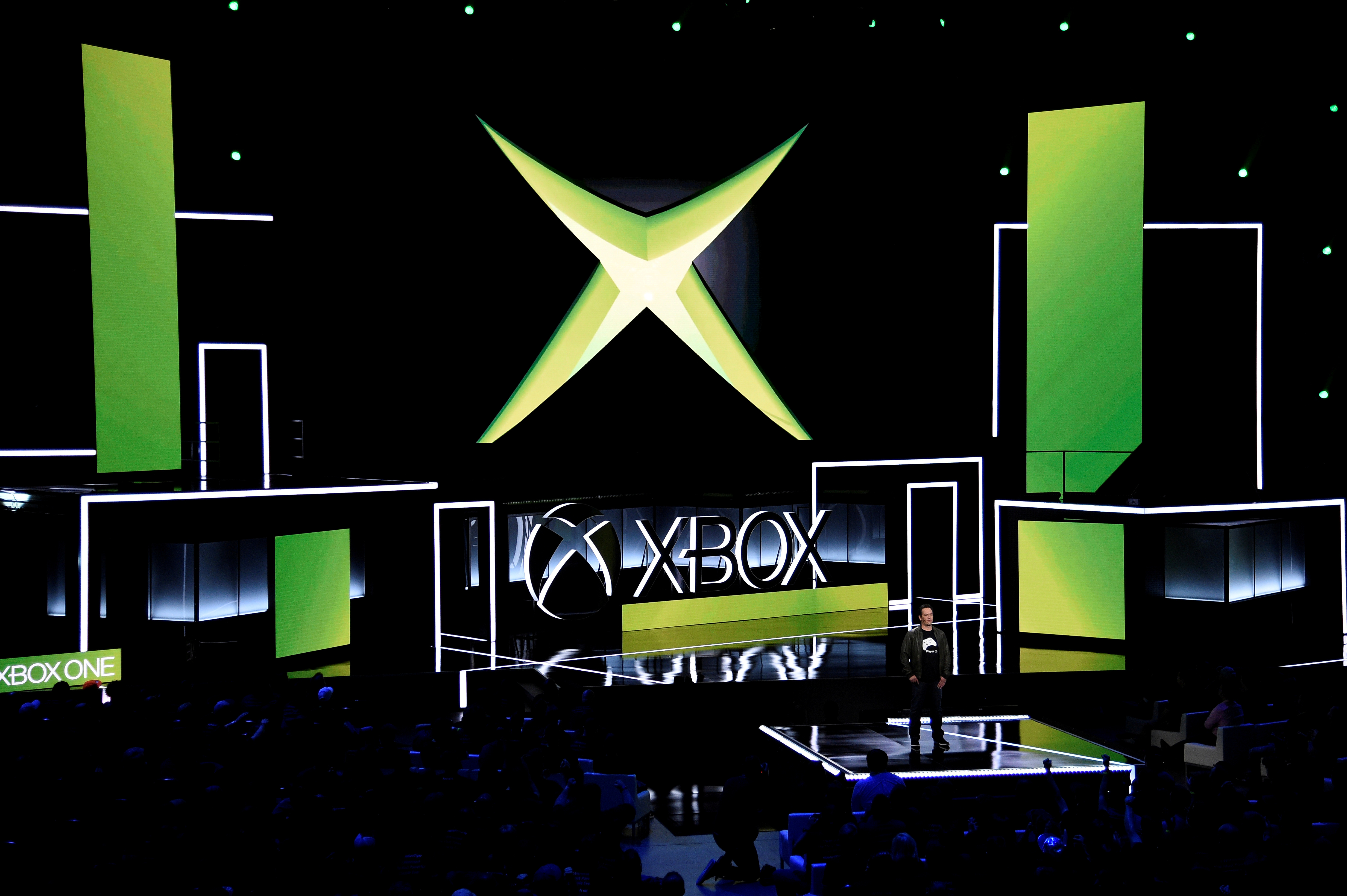 Xbox confirms it's working on streaming devices, TV apps for Cloud