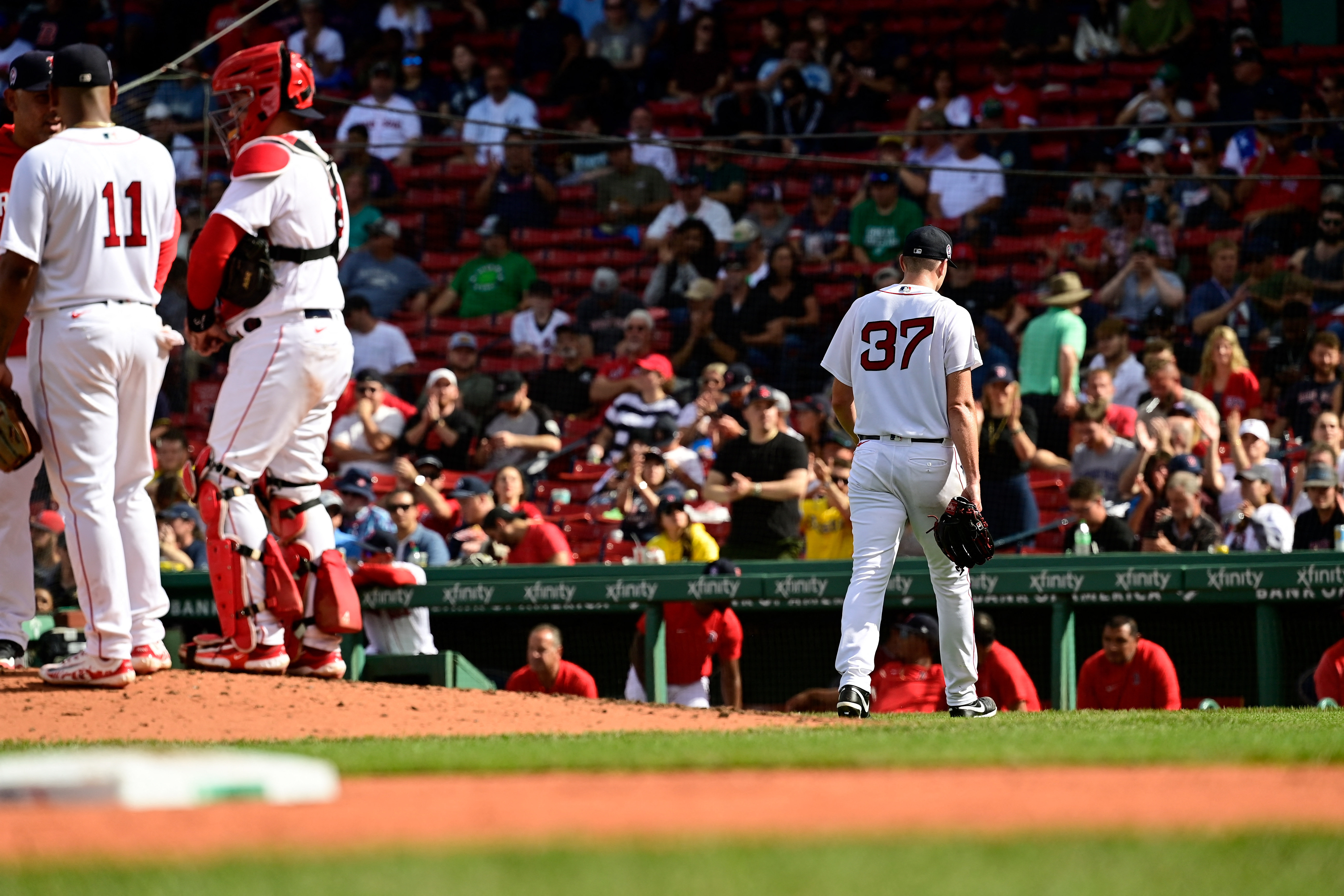 Yankees sweep Fenway Park doubleheader for first time since 2006 as Boone  gets 500th win - The San Diego Union-Tribune