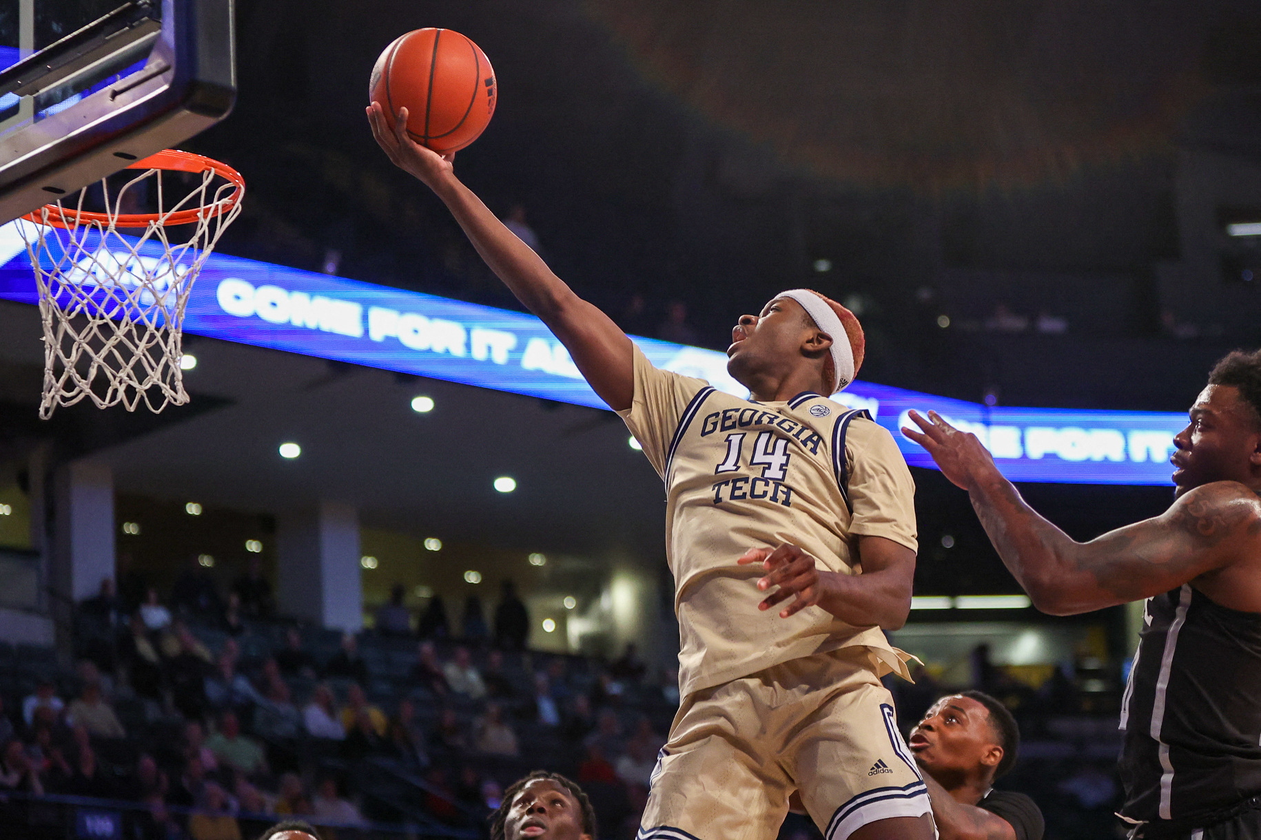 Georgia Tech Never Trails In Win Over No. 21 Mississippi St. | Reuters