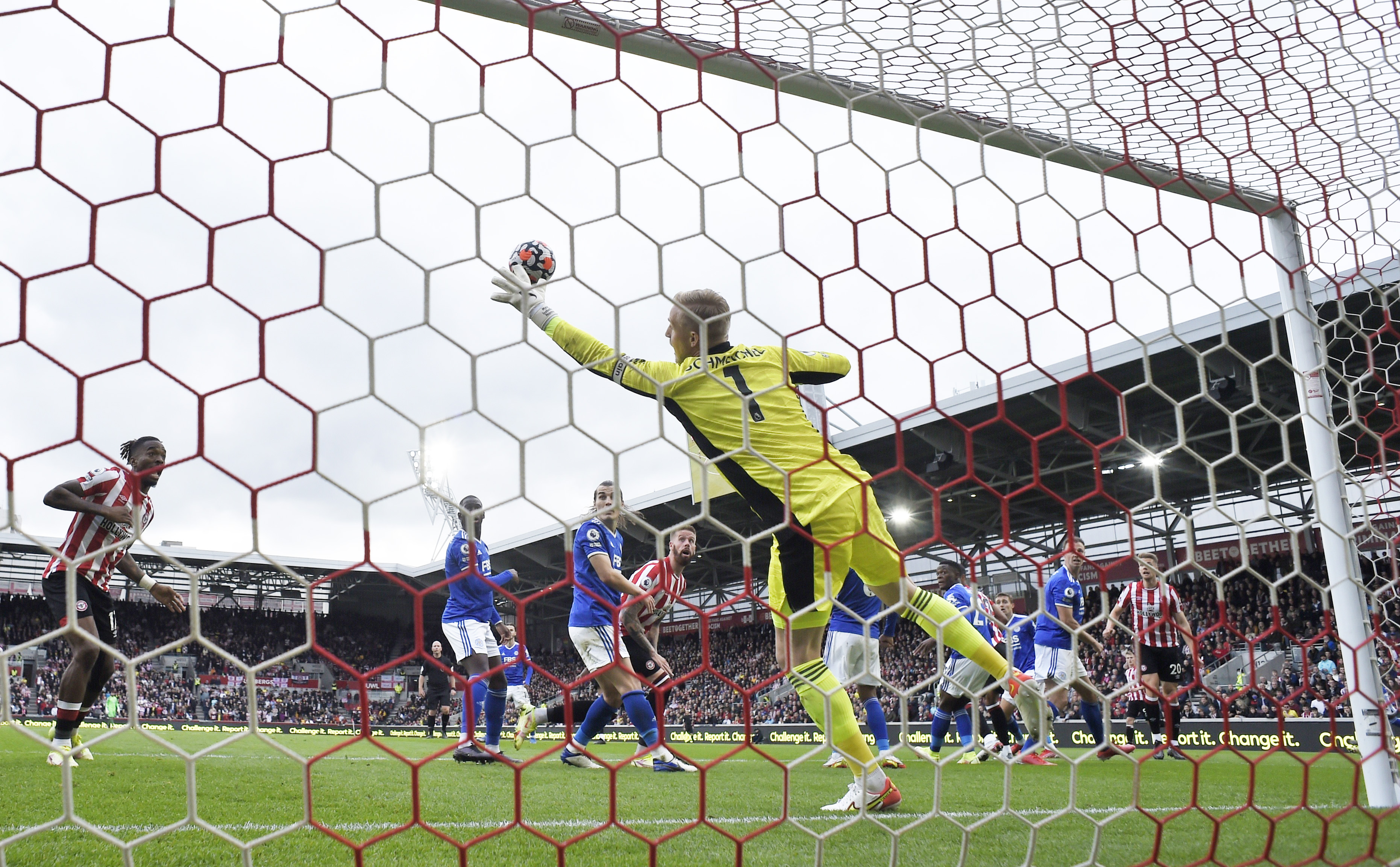 Soccer Football - Premier League - Brentford v Leicester City - Brentford Community Stadium, London, Britain - October 24, 2021 Brentford's Mathias Jorgensen scores their first goal REUTERS/Tony Obrien 