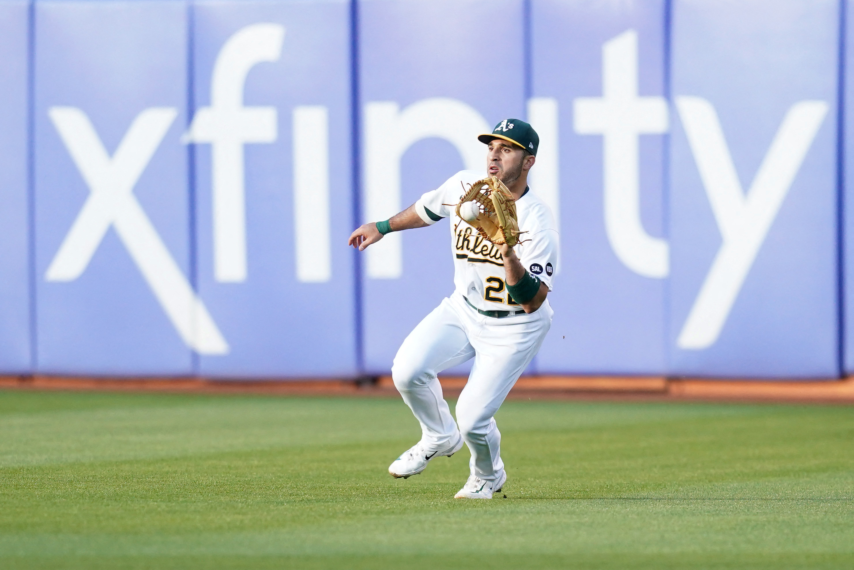 Oakland A's Jurickson Profar works to end slump with day off