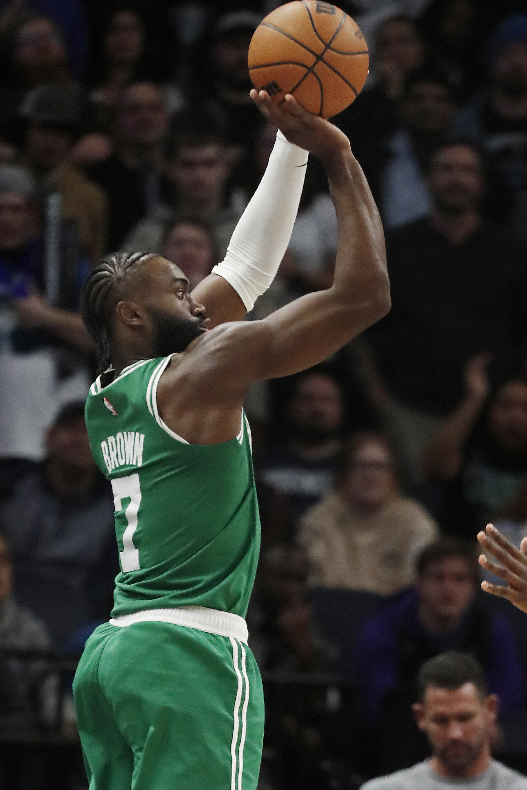 Anthony Edwards Helps Wolves End Celtics' Unbeaten Start | Reuters