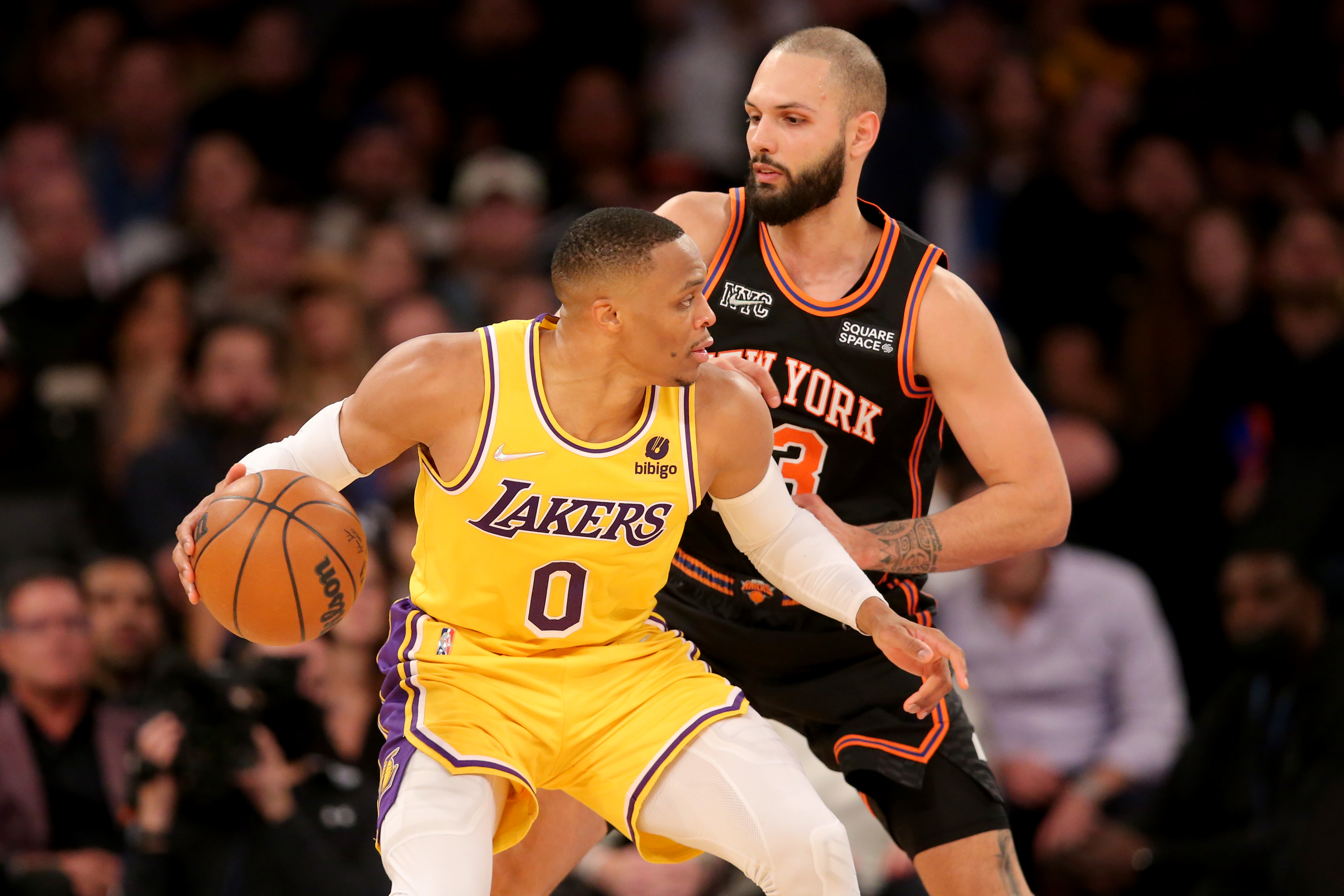 NBA roundup: Knicks down LeBron-less Lakers | Reuters