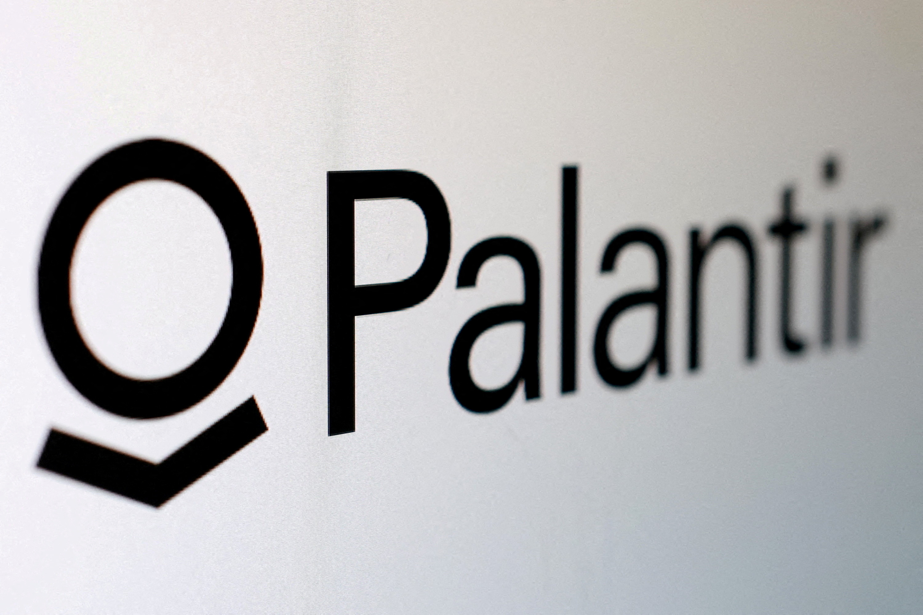 Palantir Wins FCA Contract, Raising Privacy Alarms