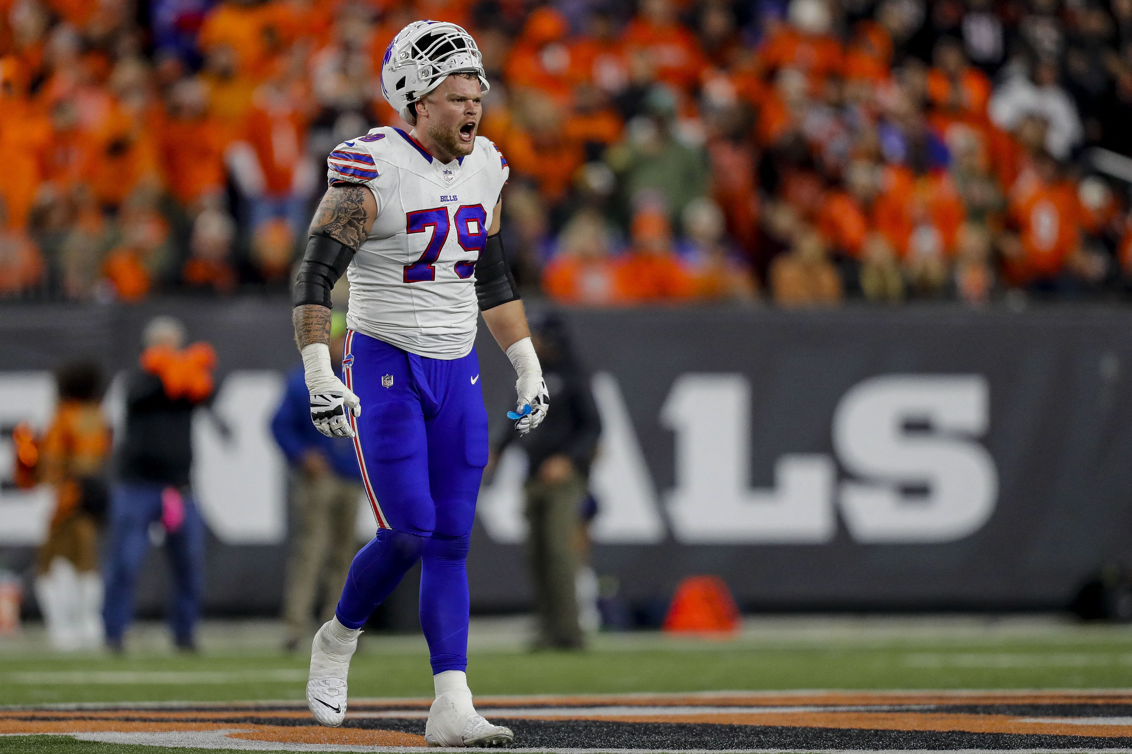 Bills sign RT Spencer Brown to 4-year contract extension | Reuters