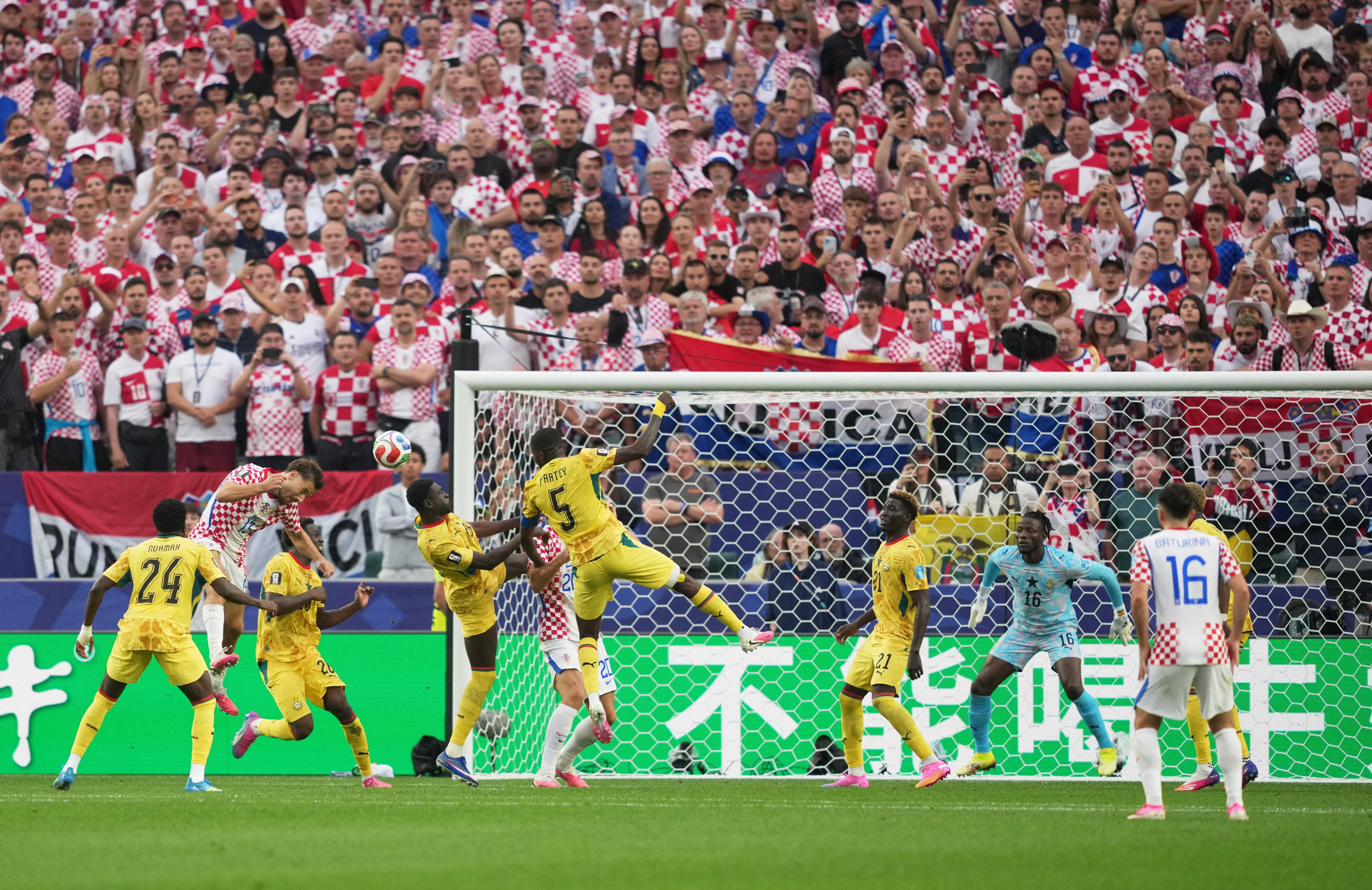 【nao】AMICSS WORLD CUP 162 2020-2021 Vlasic header sends Croatia into World Cup knockouts with 2-1 win