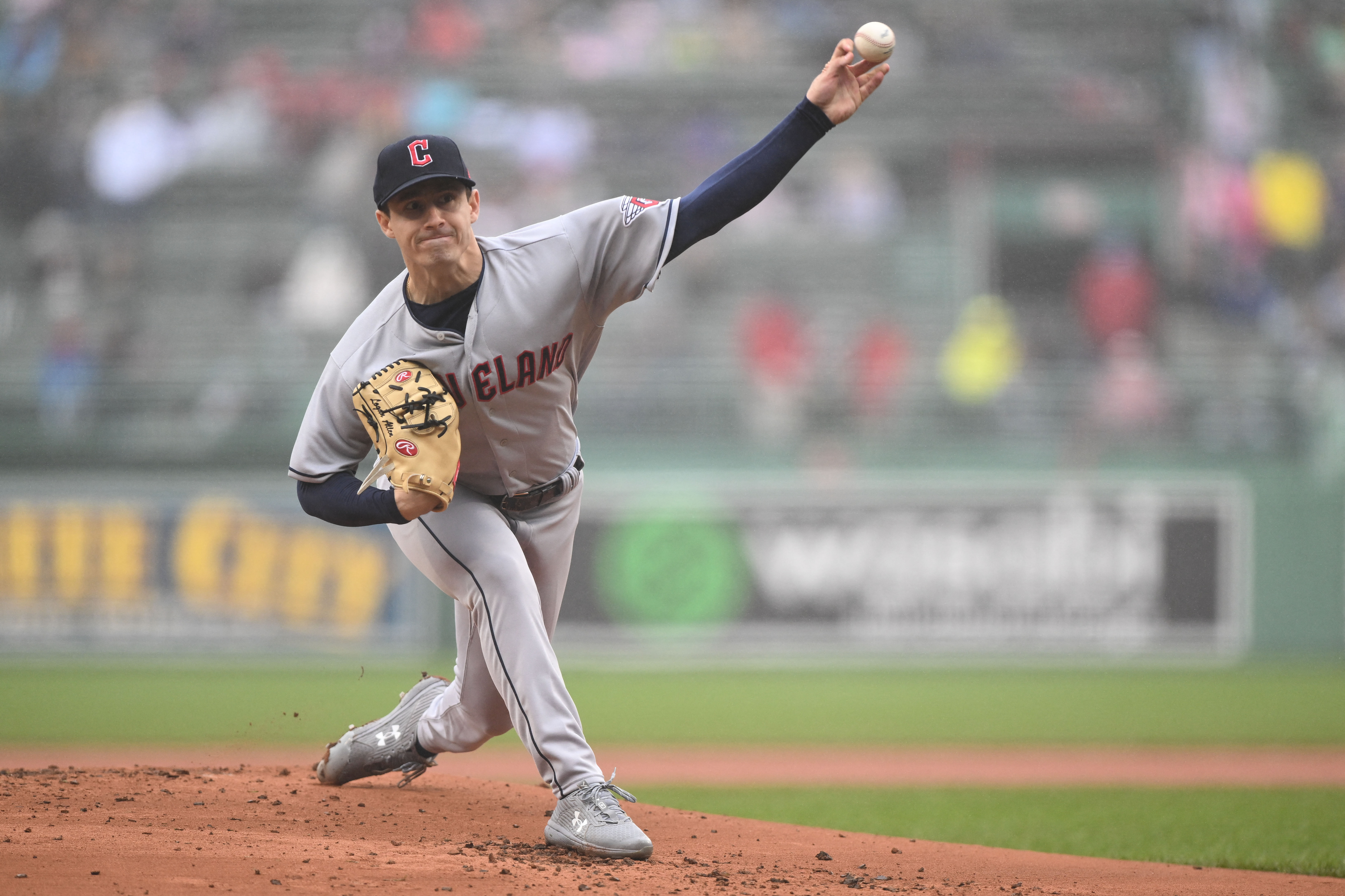 Sale shuts down Guardians in 7-1 Red Sox win, Red Sox