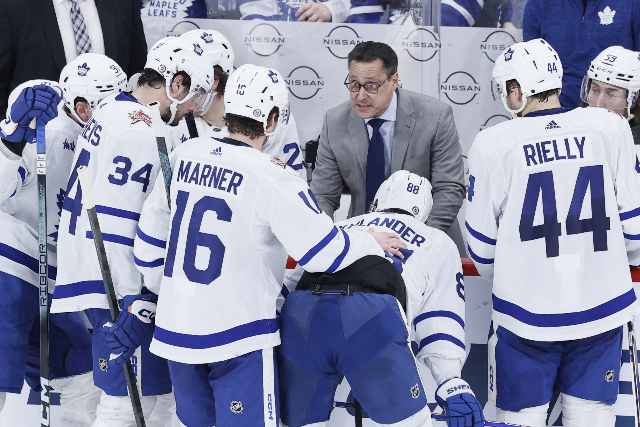 Auston Matthews Scores 40th As Leafs Take Down Jets | Reuters