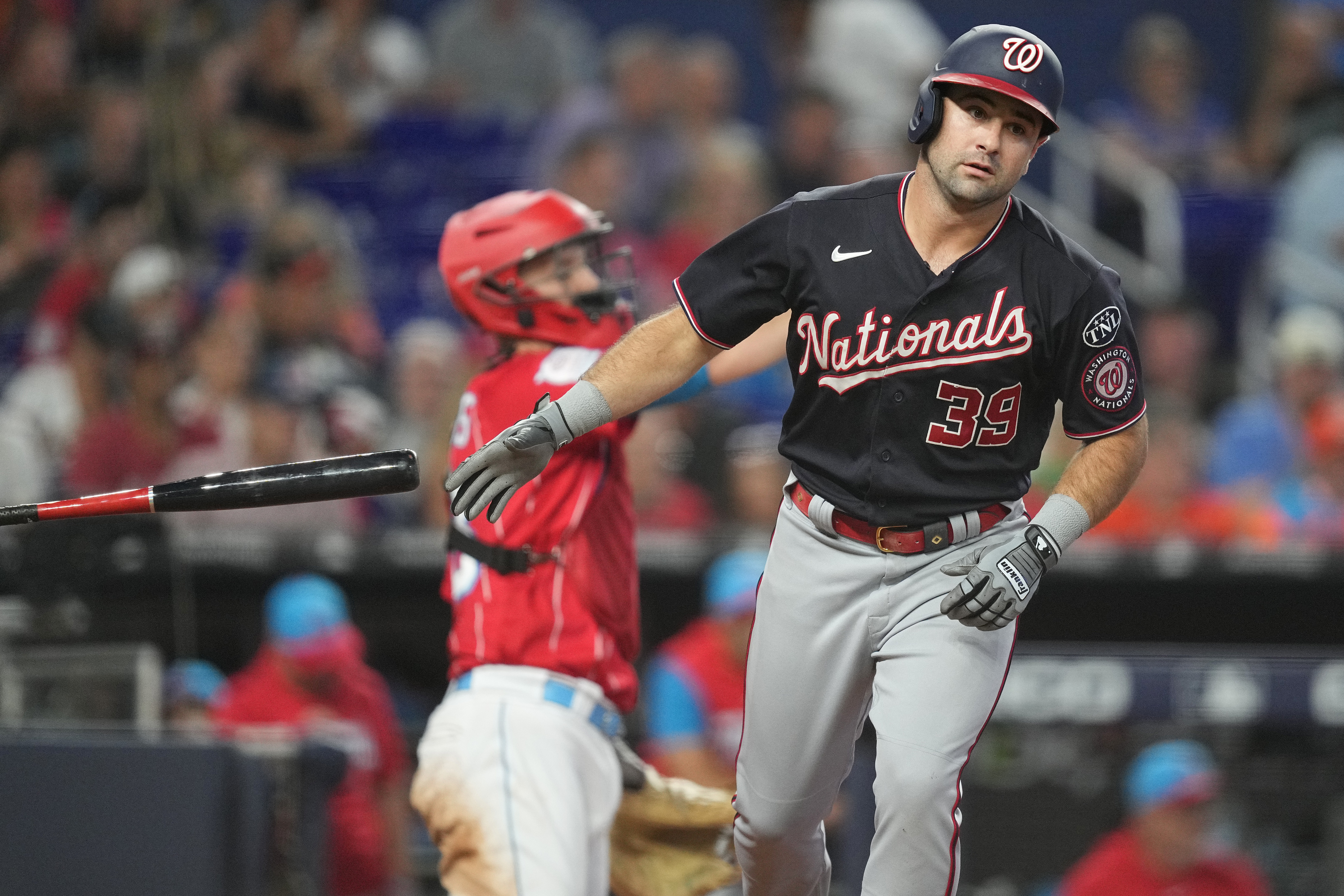 Nationals score go-ahead run in 9th on passed ball, rally to beat Marlins  3-2 - Newsday