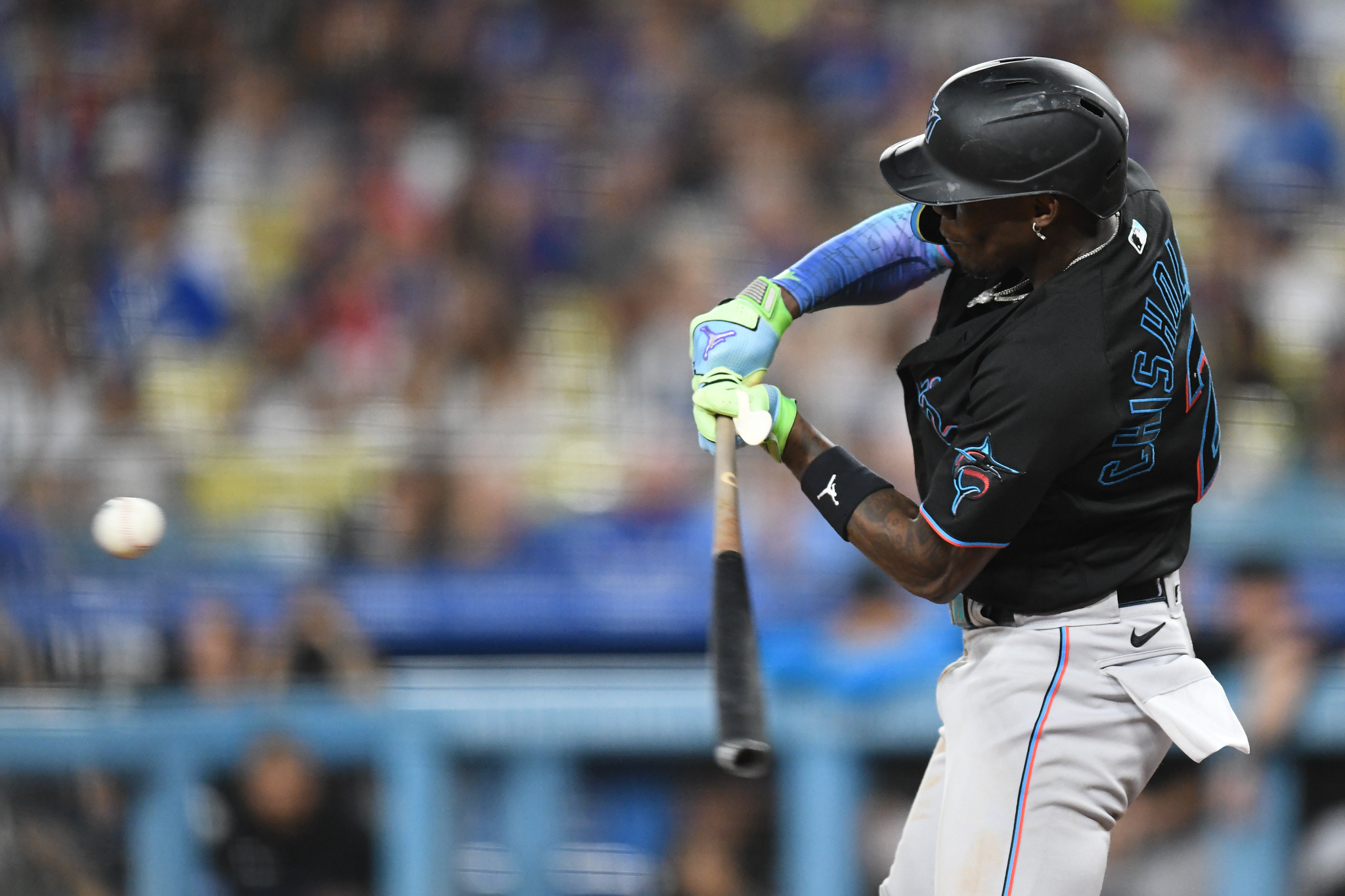 Tony Gonsolin gives up five homers as Marlins derail Dodgers' win