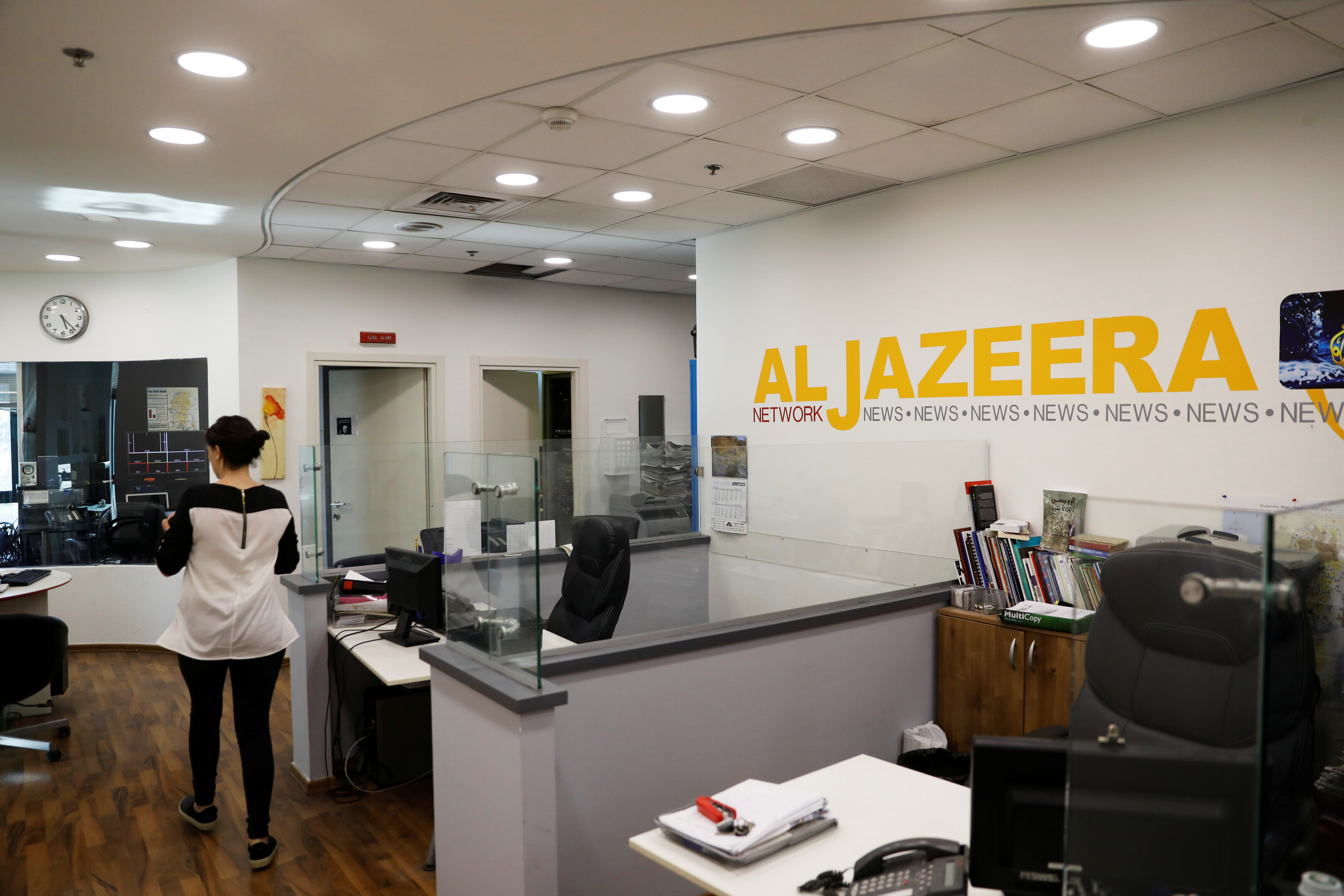 Ο Ισραηλινός υπουργός Επικοινωνιών απαιτεί το κλείσιμο του γραφείου του Al Jazeera