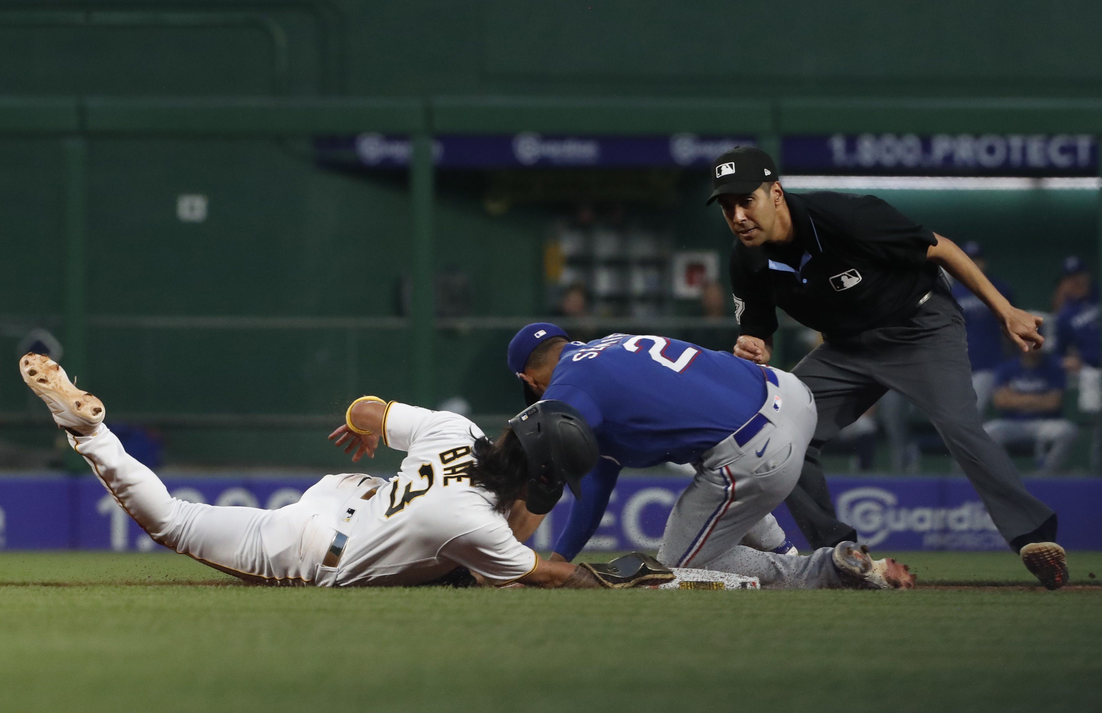 Nathan Eovaldi Tosses Complete Game As Rangers Top Pirates | Reuters