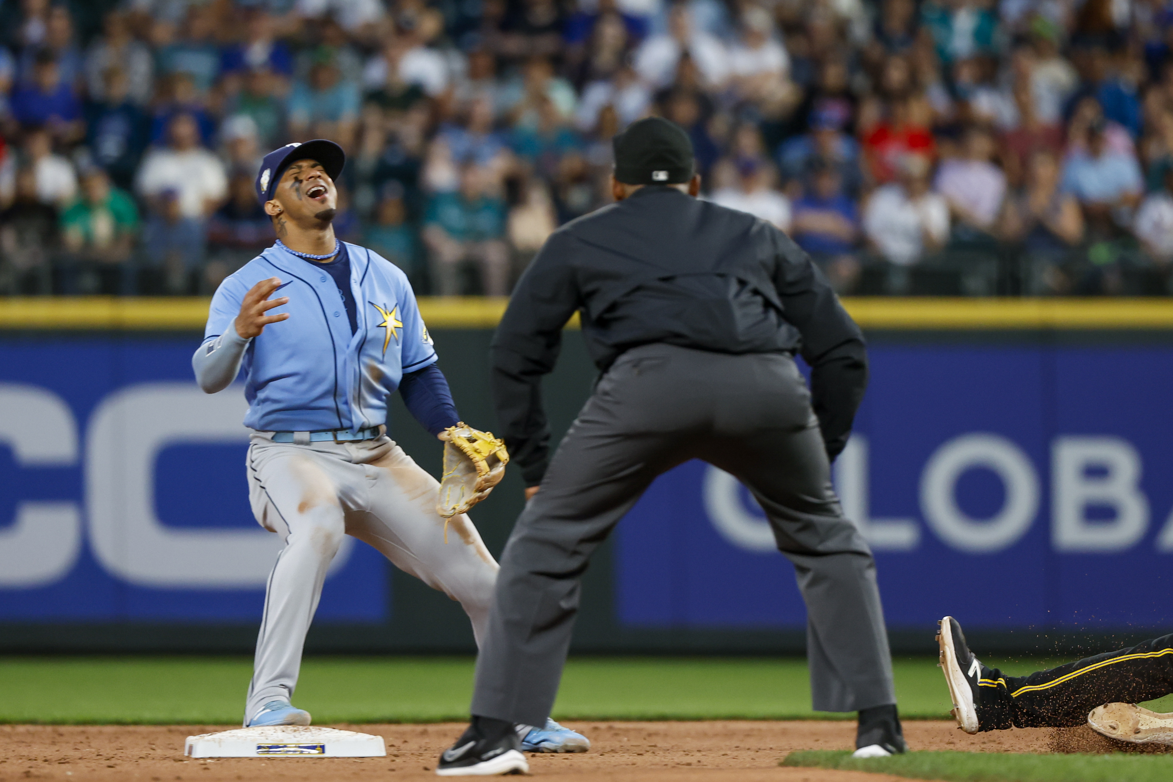Down by 4 early, Rays roll to 15-4 win over Mariners