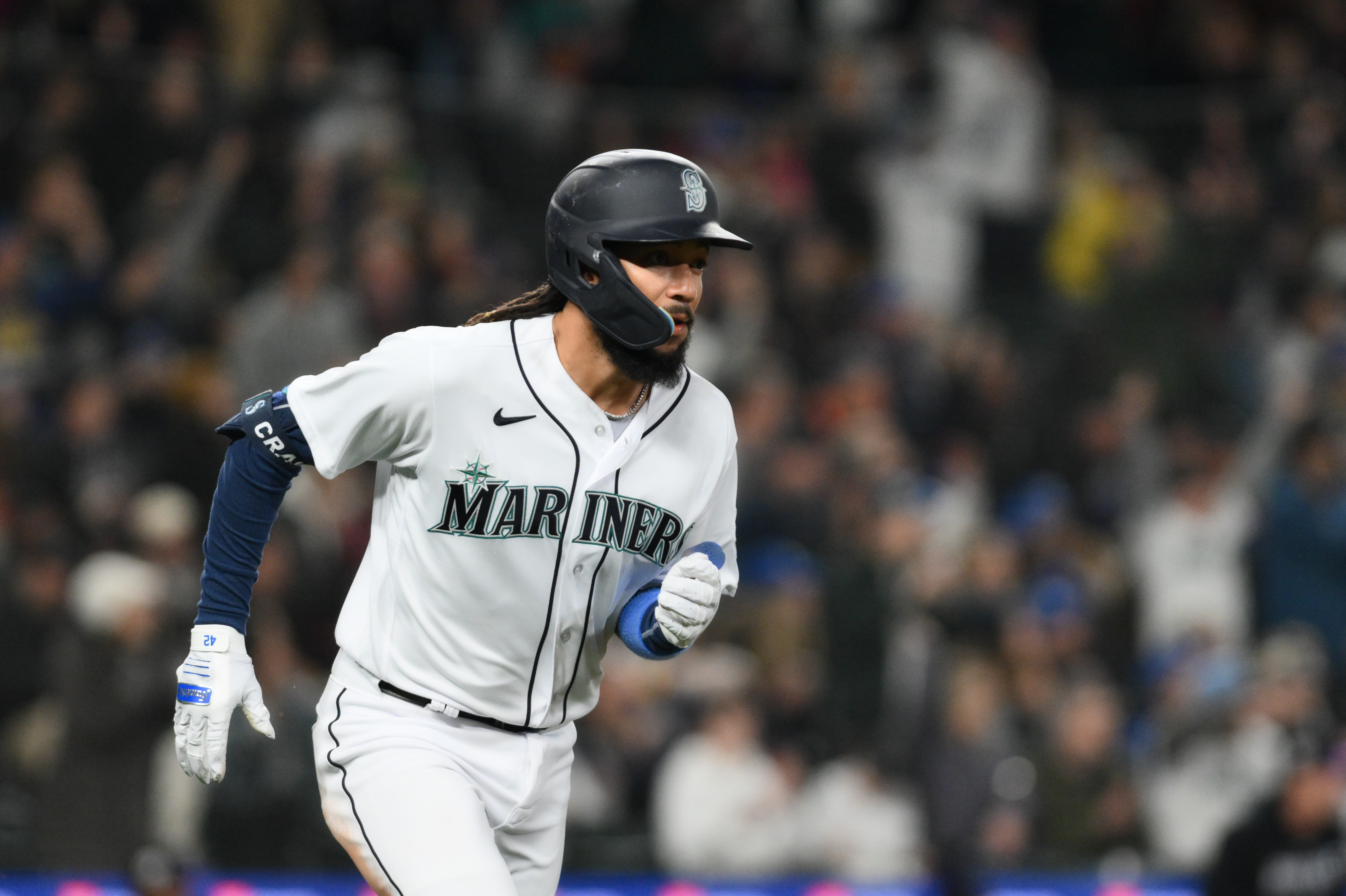 Rodríguez, Suárez spark Mariners to 9-2 win over Rockies