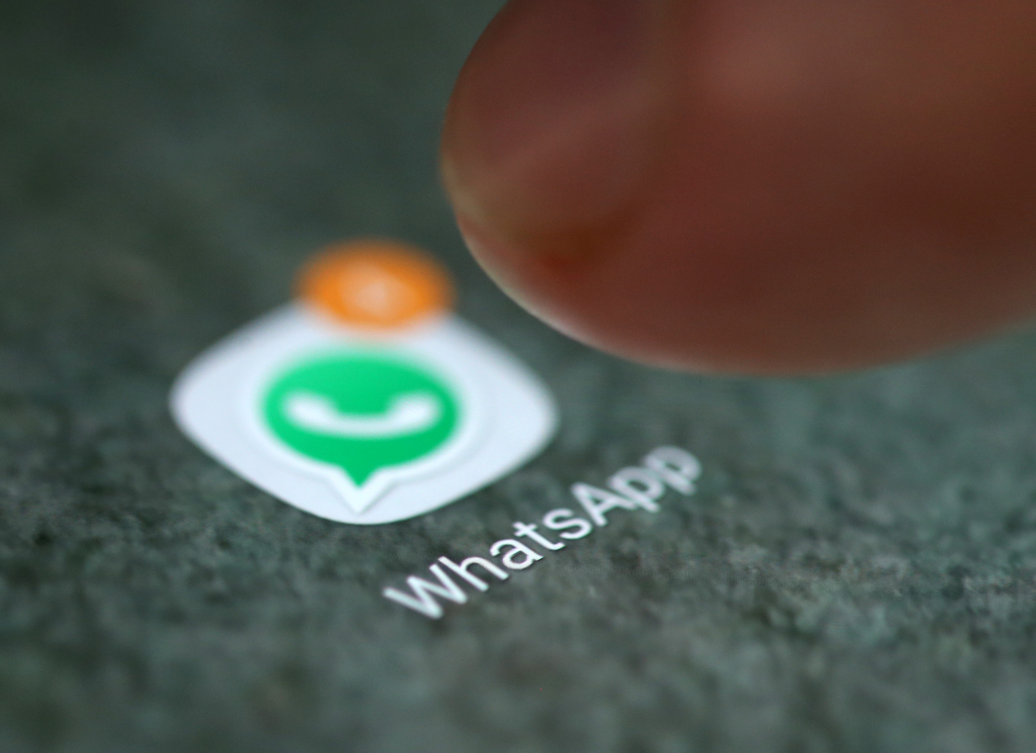 Whatsapp Introduces 'private Reply' Feature For Group Chats