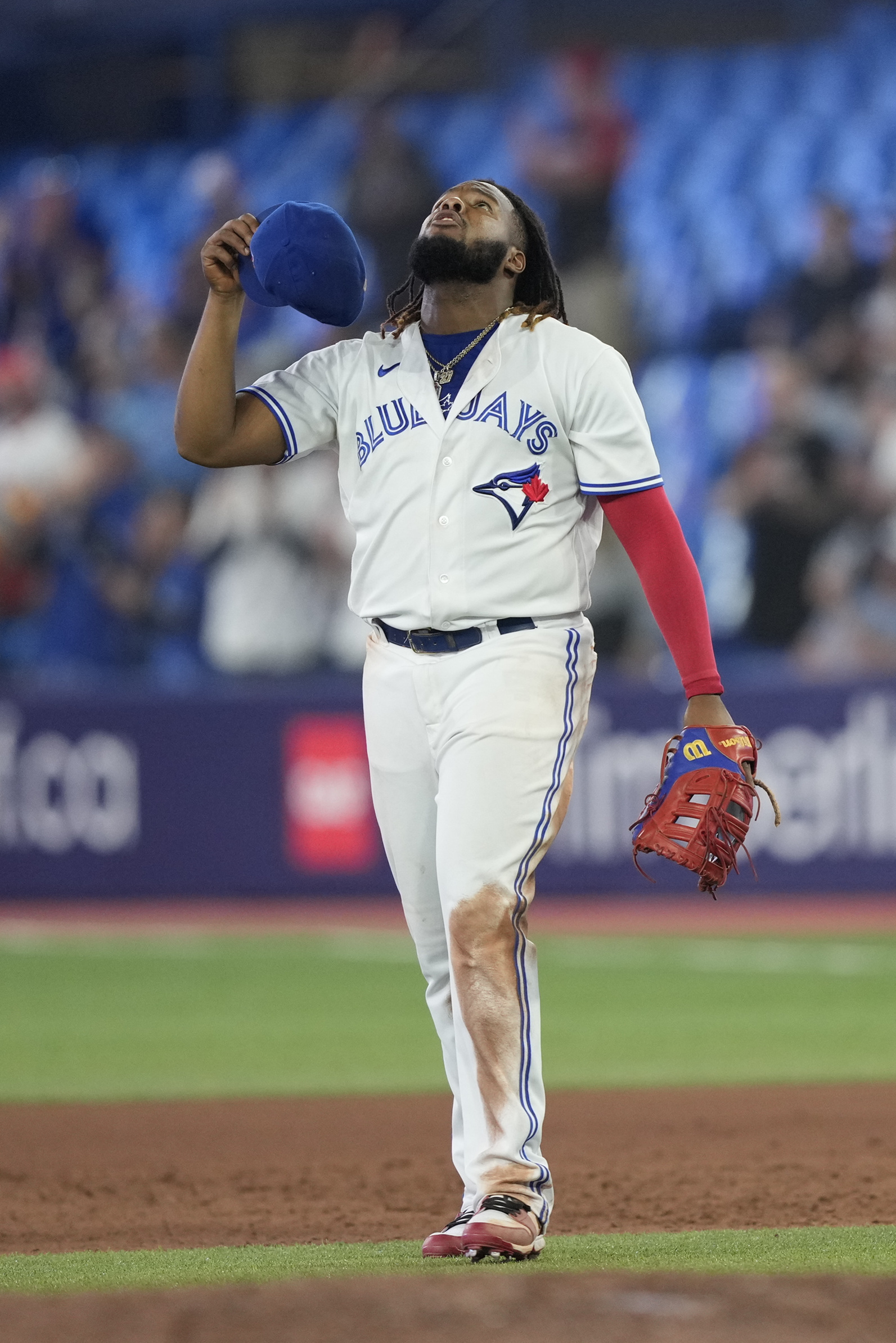 Blue Jays win third straight over Astros