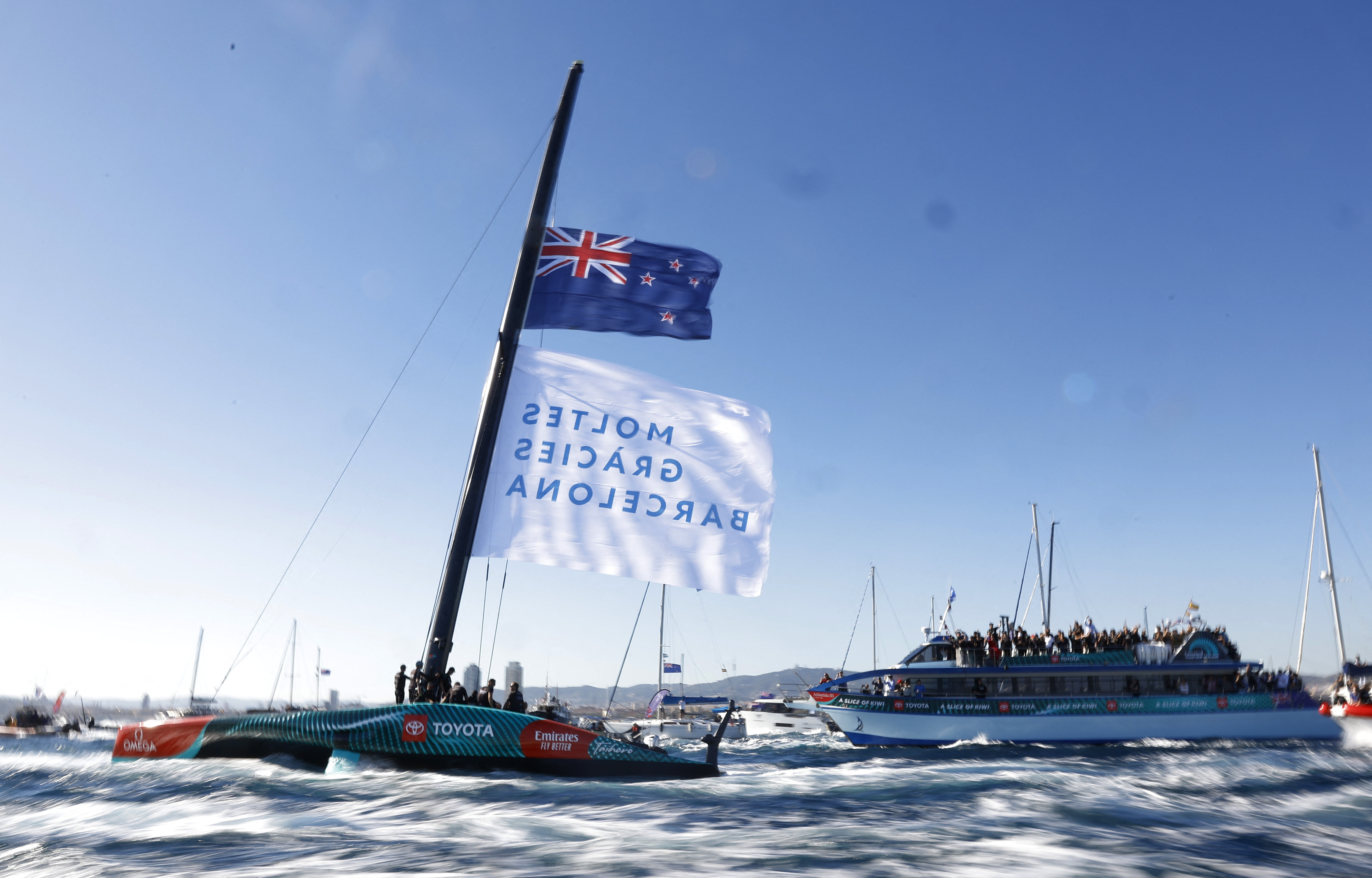 New Zealand retain America's Cup with 72 win over Britain Reuters