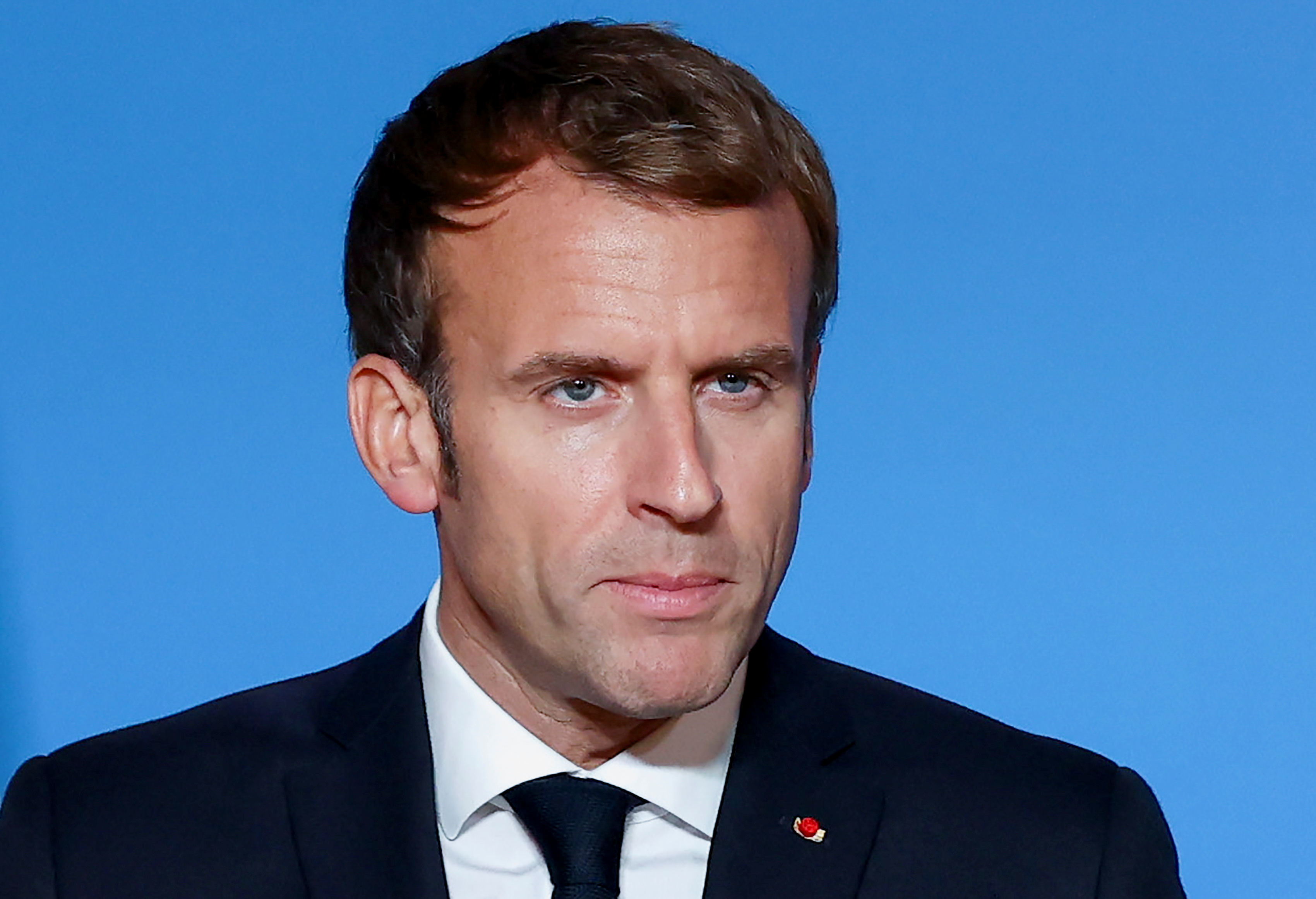 Frankrikes president Emmanuel Macron håller en presskonferens i slutet av den andra dagen av ett EU-ledarmöte i Bryssel, Belgien den 22 oktober 2021. Aris Oikonomou/Pool via REUTERS