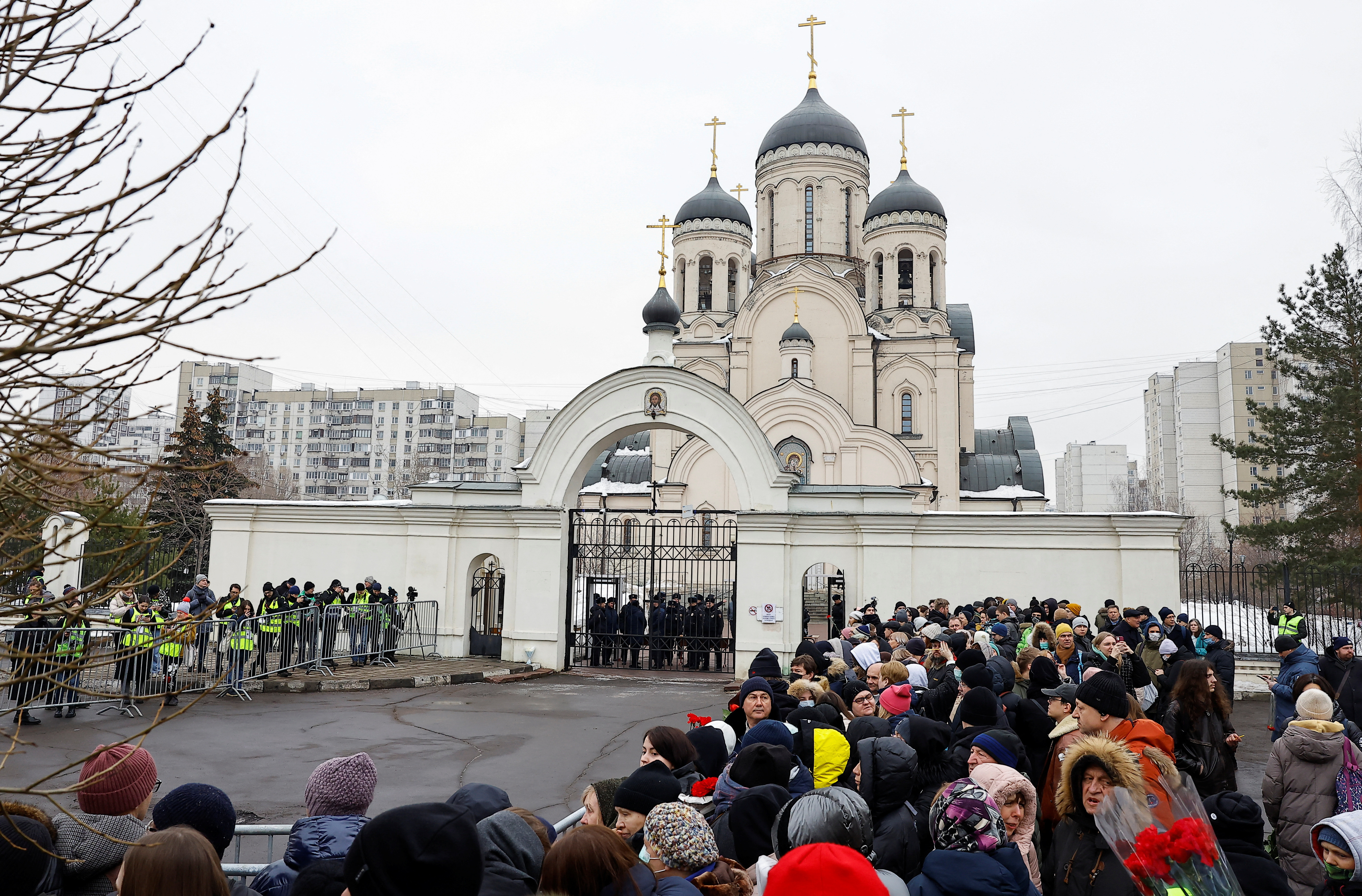 Russian police out in force ahead of Alexei Navalny's burial in Moscow |  Reuters