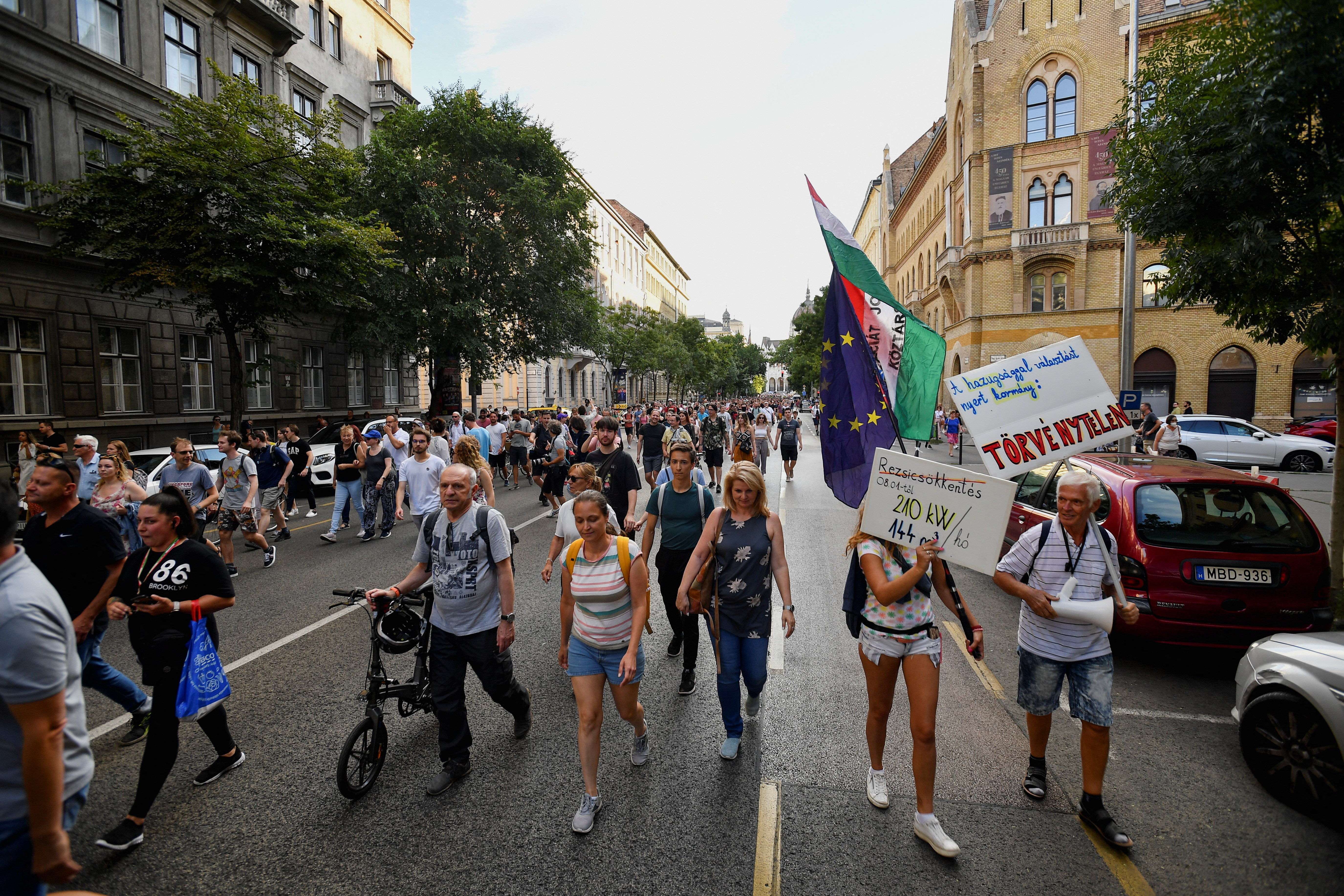 Hungarians to protest against tightened small business tax rules, in Budapest
