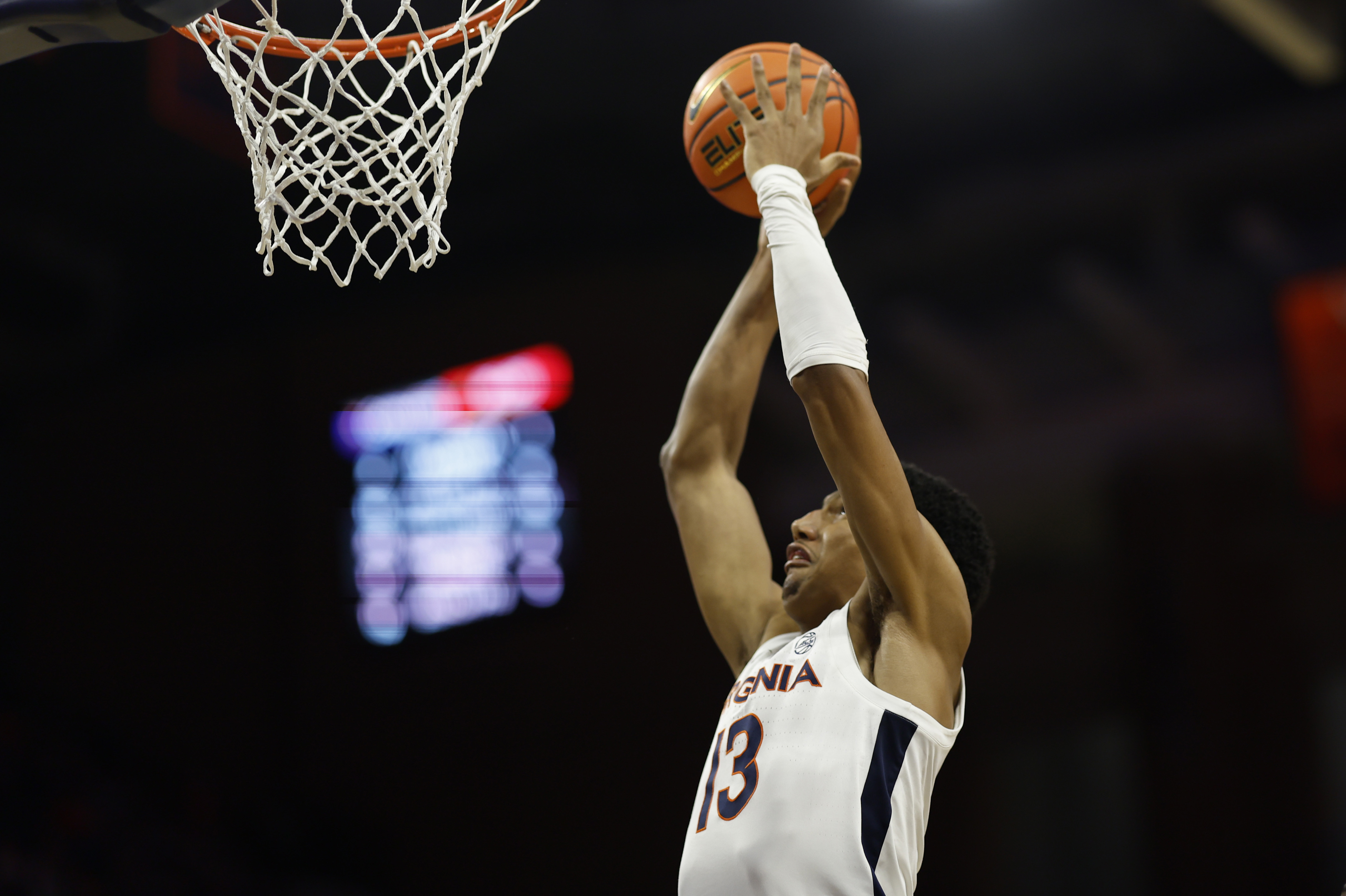 Virginia dominates from start to cruise past Morgan State | Reuters