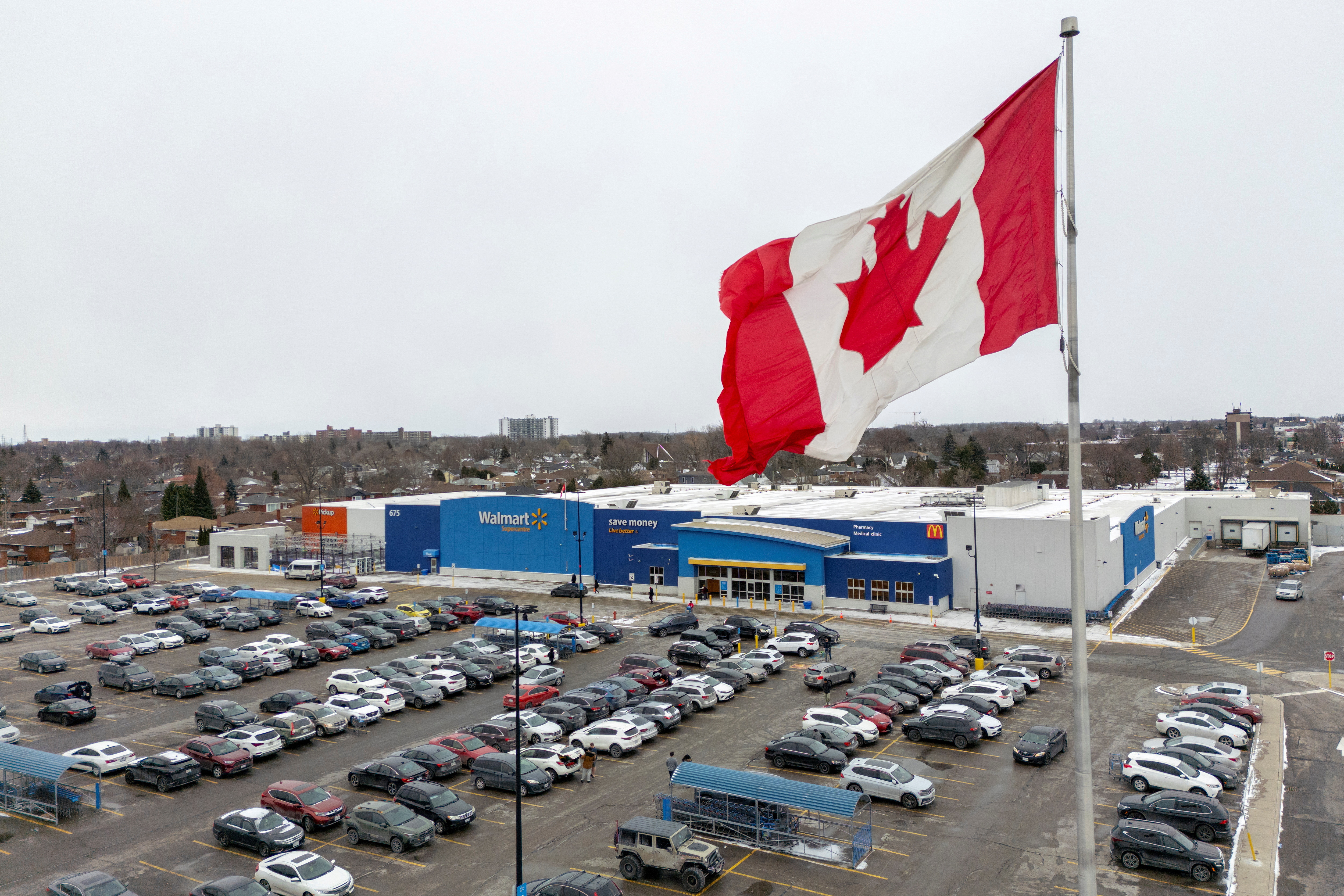 アメリカ　星条旗　Walmart ウォルマート　ソファカバー 155×129 Walmart Canada to invest more than $4 bln to expand stores, supply