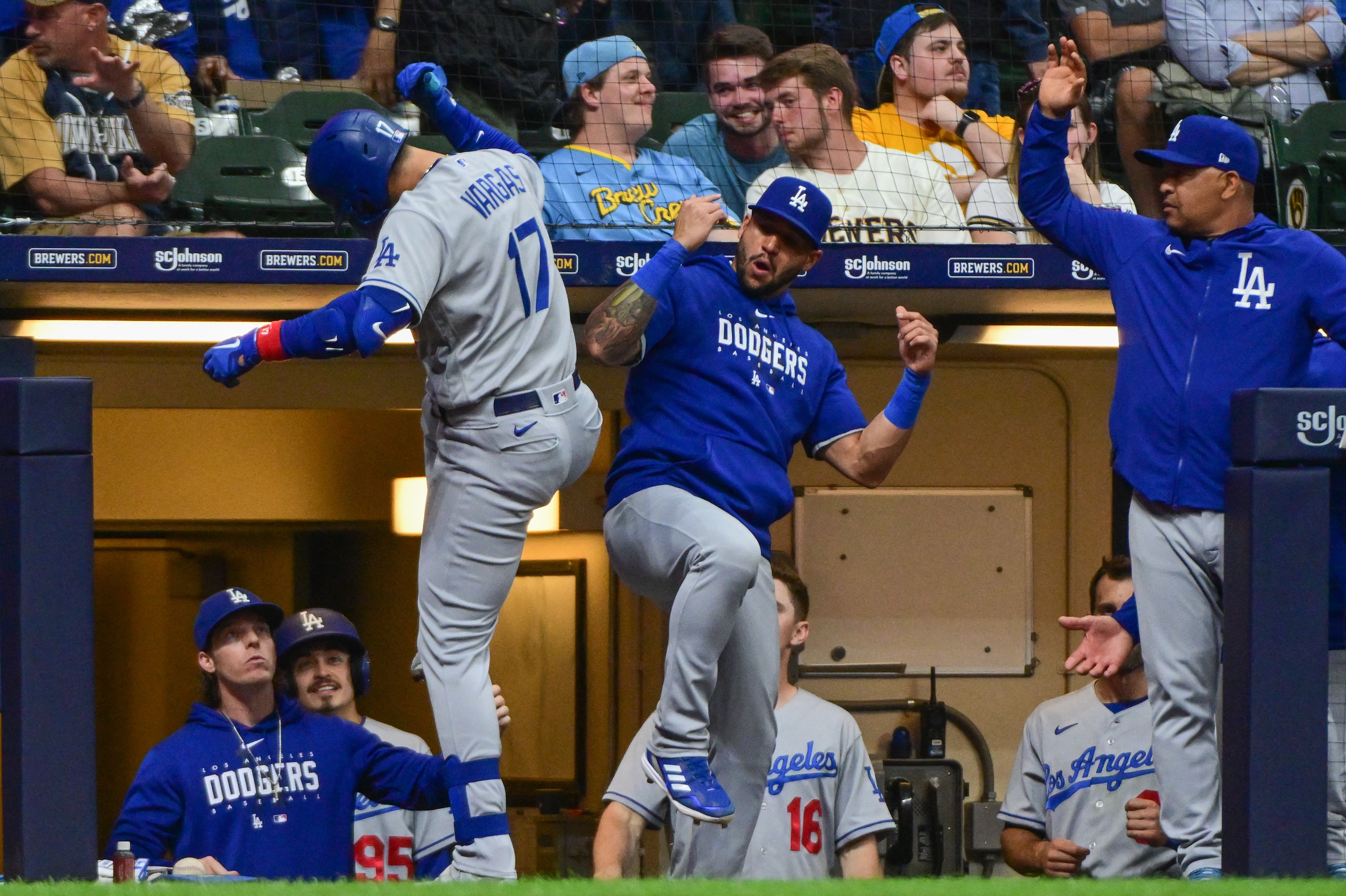 Will Smith Dodgers catcher praises bullpen after Noah Syndergaard exited  game vs Brewers