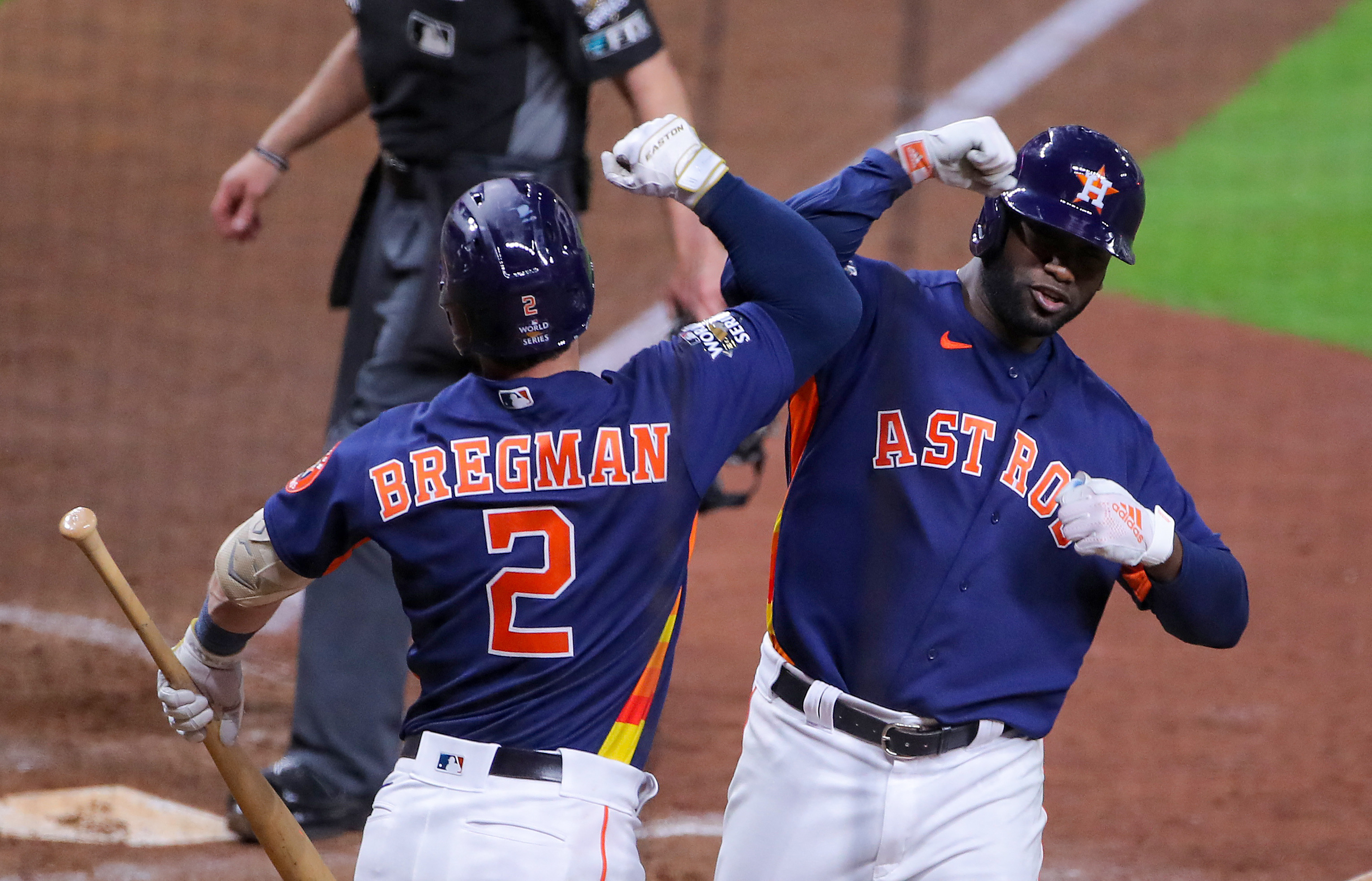 Houston Astros beat Phillies 4-1 to clinch World Series