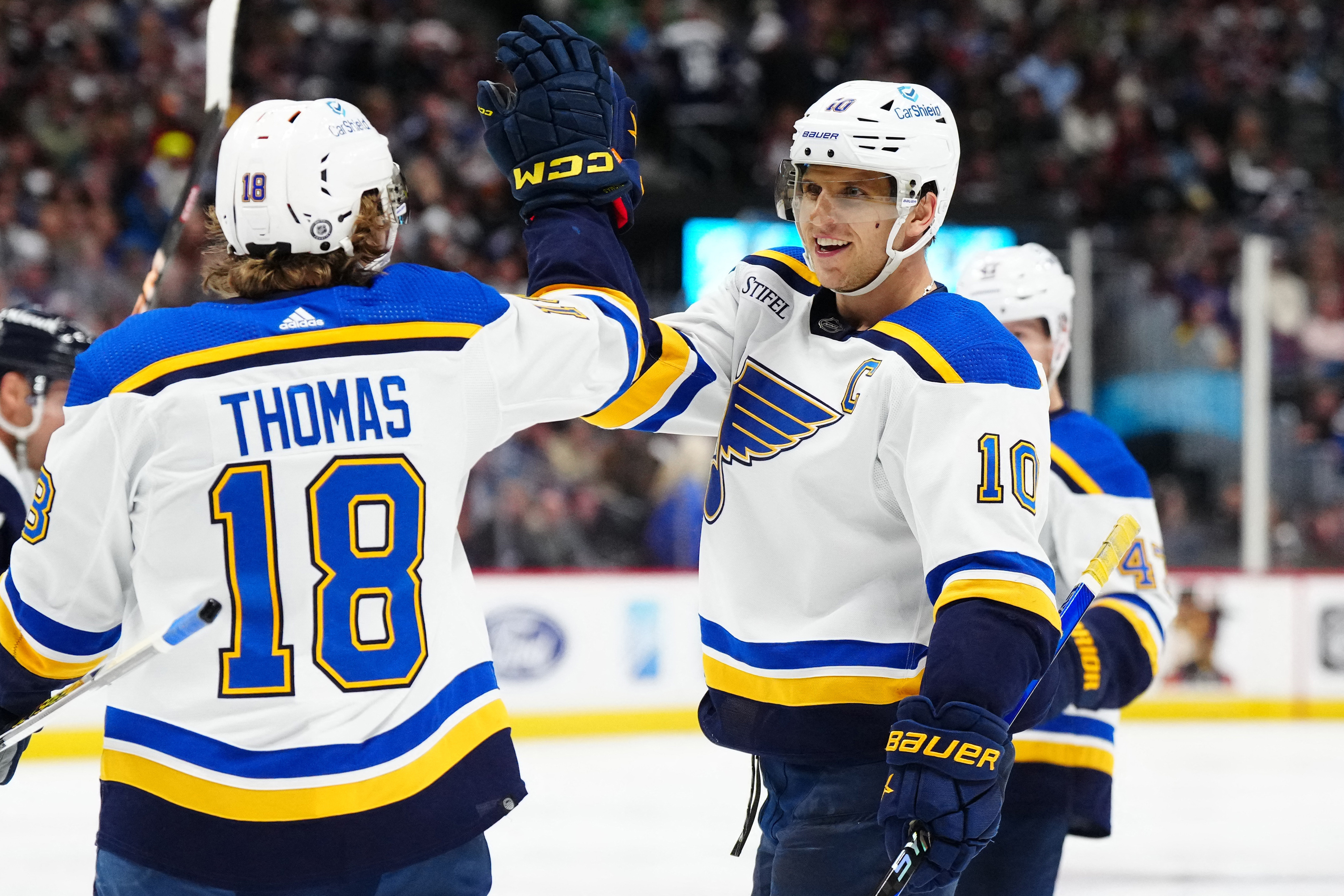 PHOTOS: Colorado Avalanche beat the St. Louis Blues in Game 3