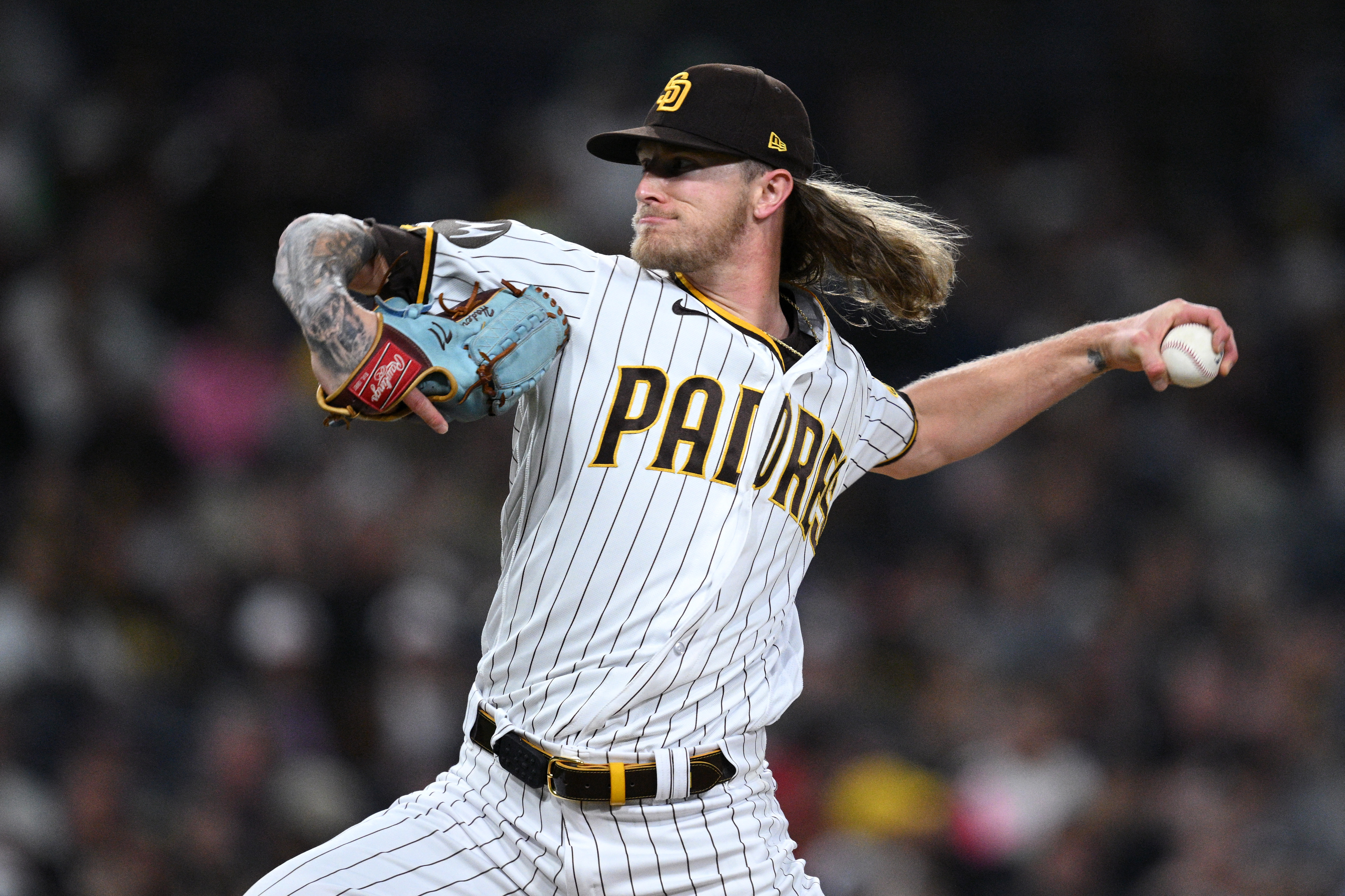 Padres jump on Guardians early, cruise to victory