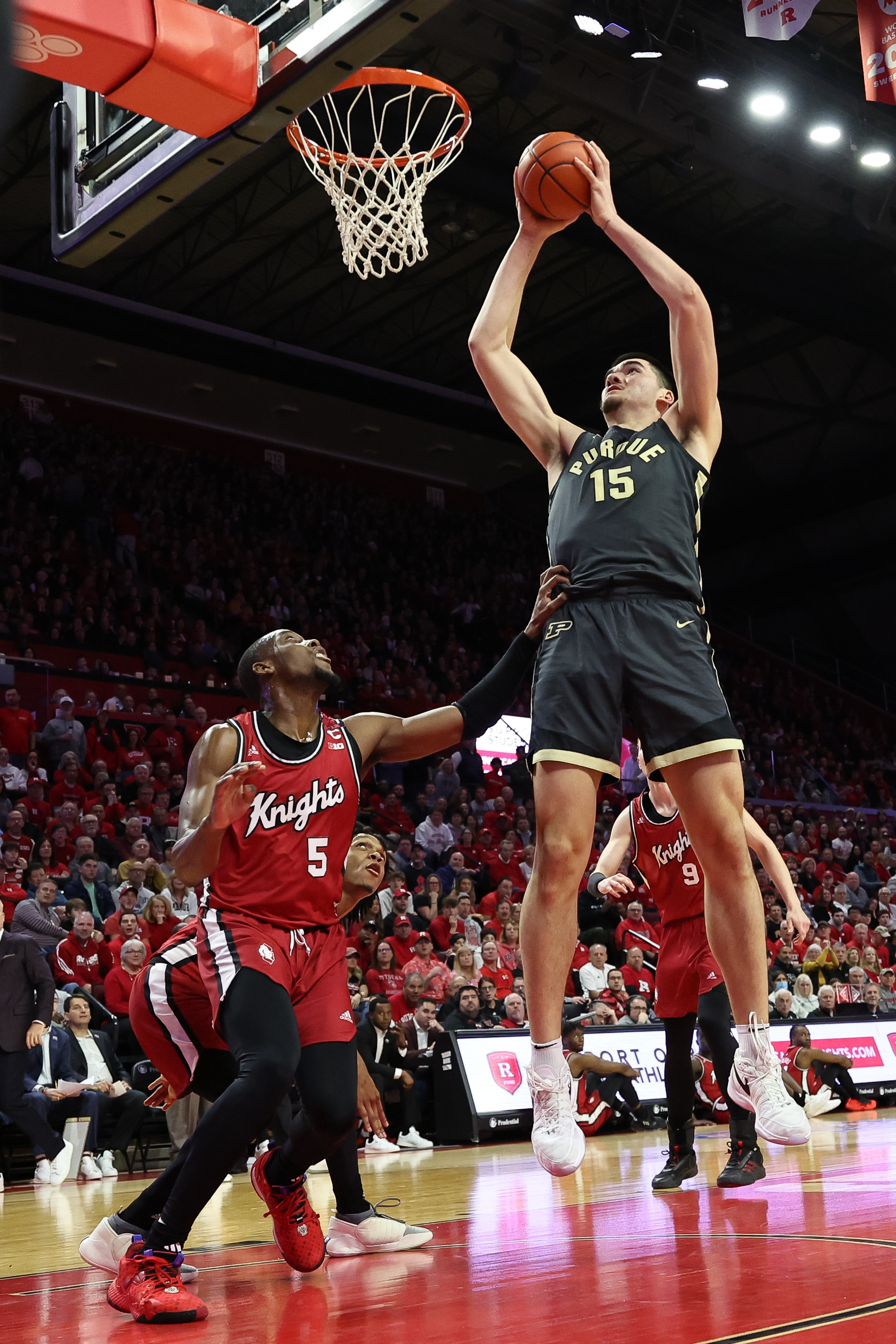 No. 2 Purdue Holds Off Rutgers For 5th Straight Win | Reuters