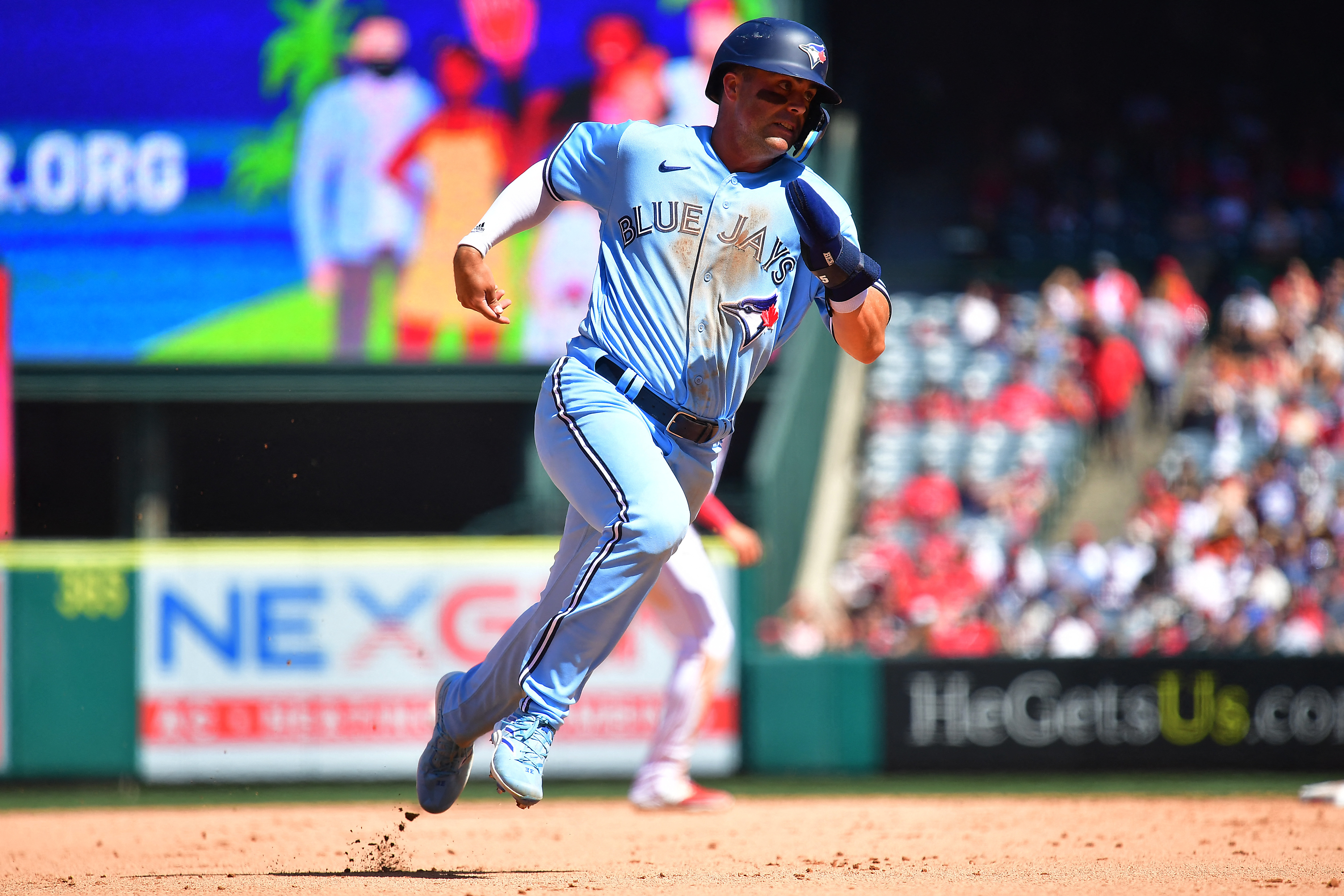 Kiermaier, Chapman both drive in 5, Jays beat Angels 12-11 in 10