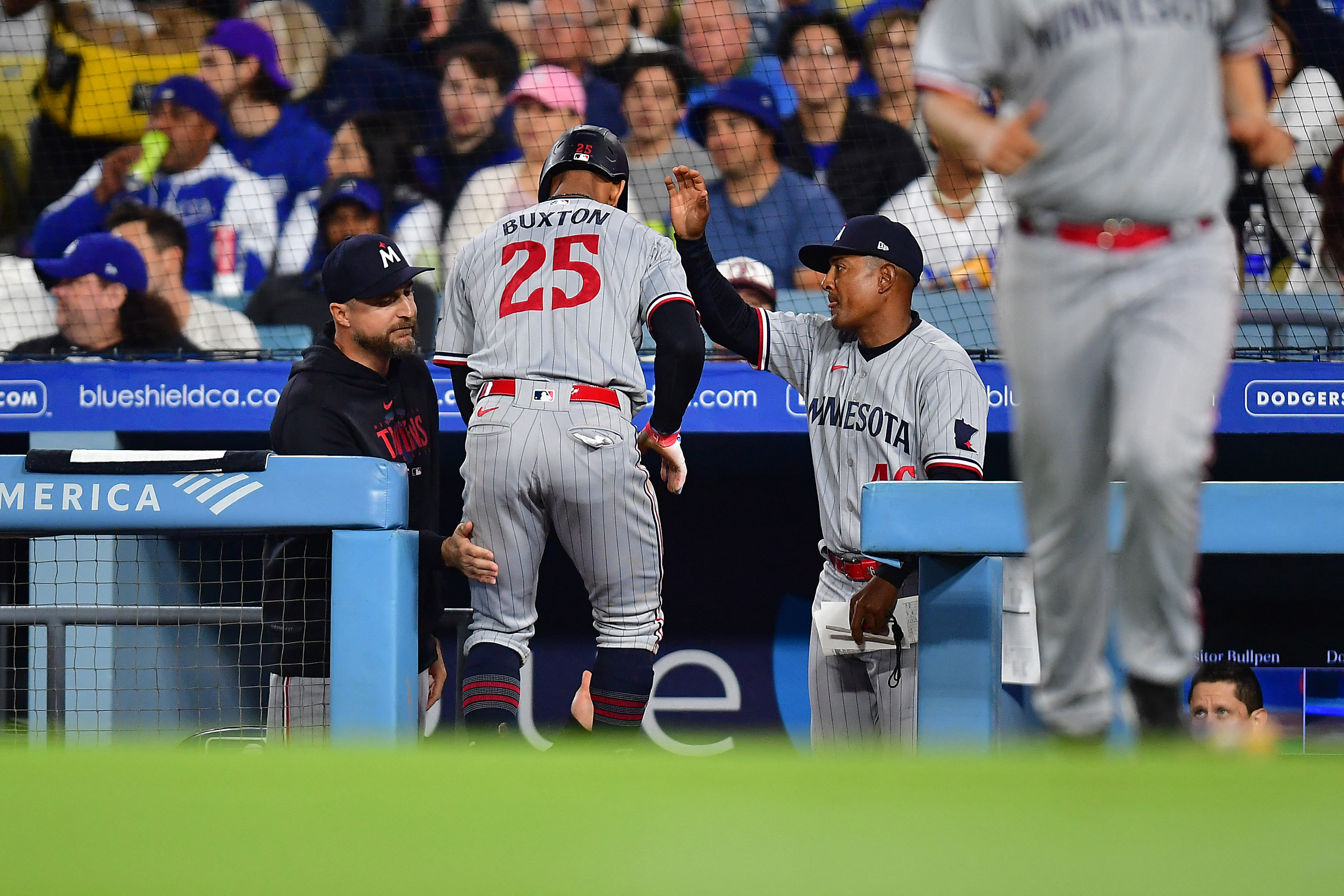 Clayton Kershaw's bid for perfection cut short as Dodgers beat Twins – Twin  Cities