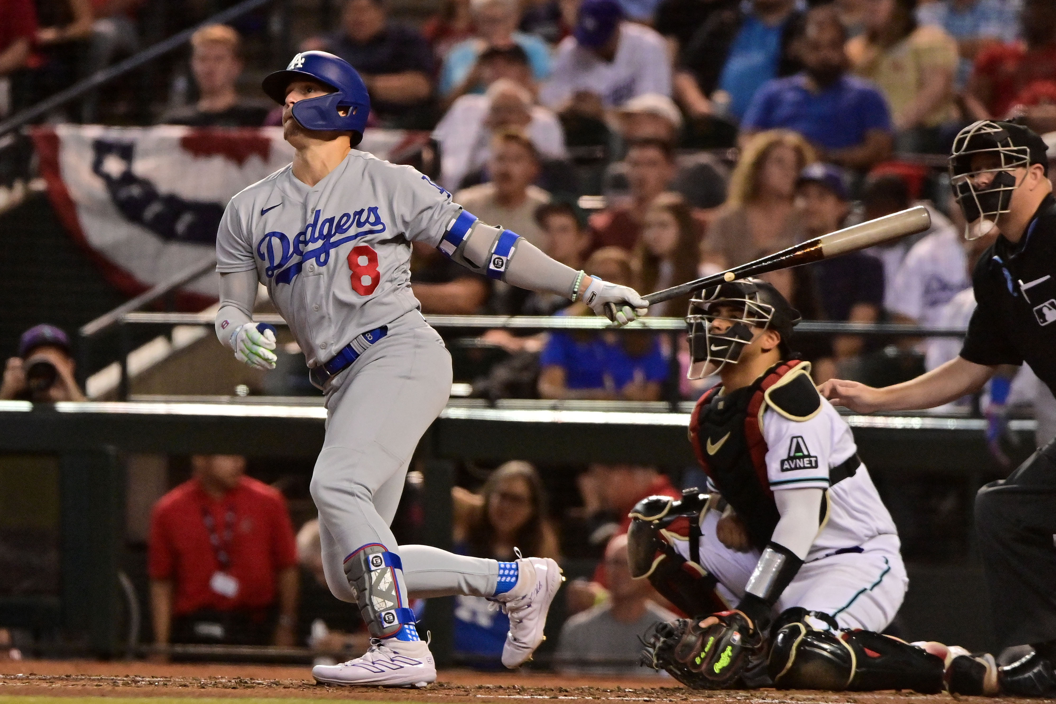 Arizona Diamondbacks stun Dodgers with pinch-hit homer in 8th inning