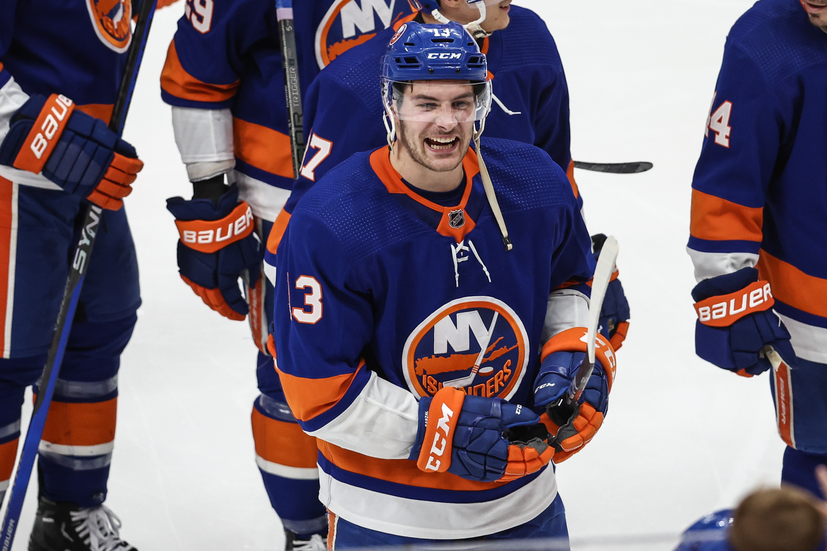 Mathew Barzal, Islanders stay alive, beat Hurricanes in 2OT | Reuters