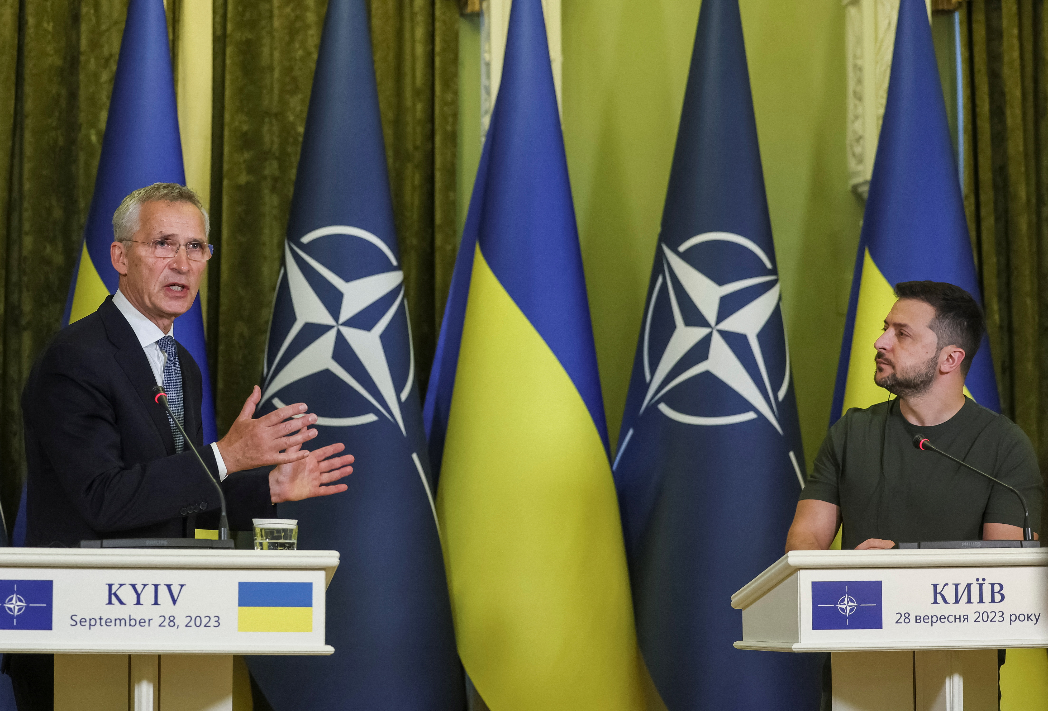 ＮＡＴＯ事務総長がウクライナ電撃訪問、「反転攻勢に進展」