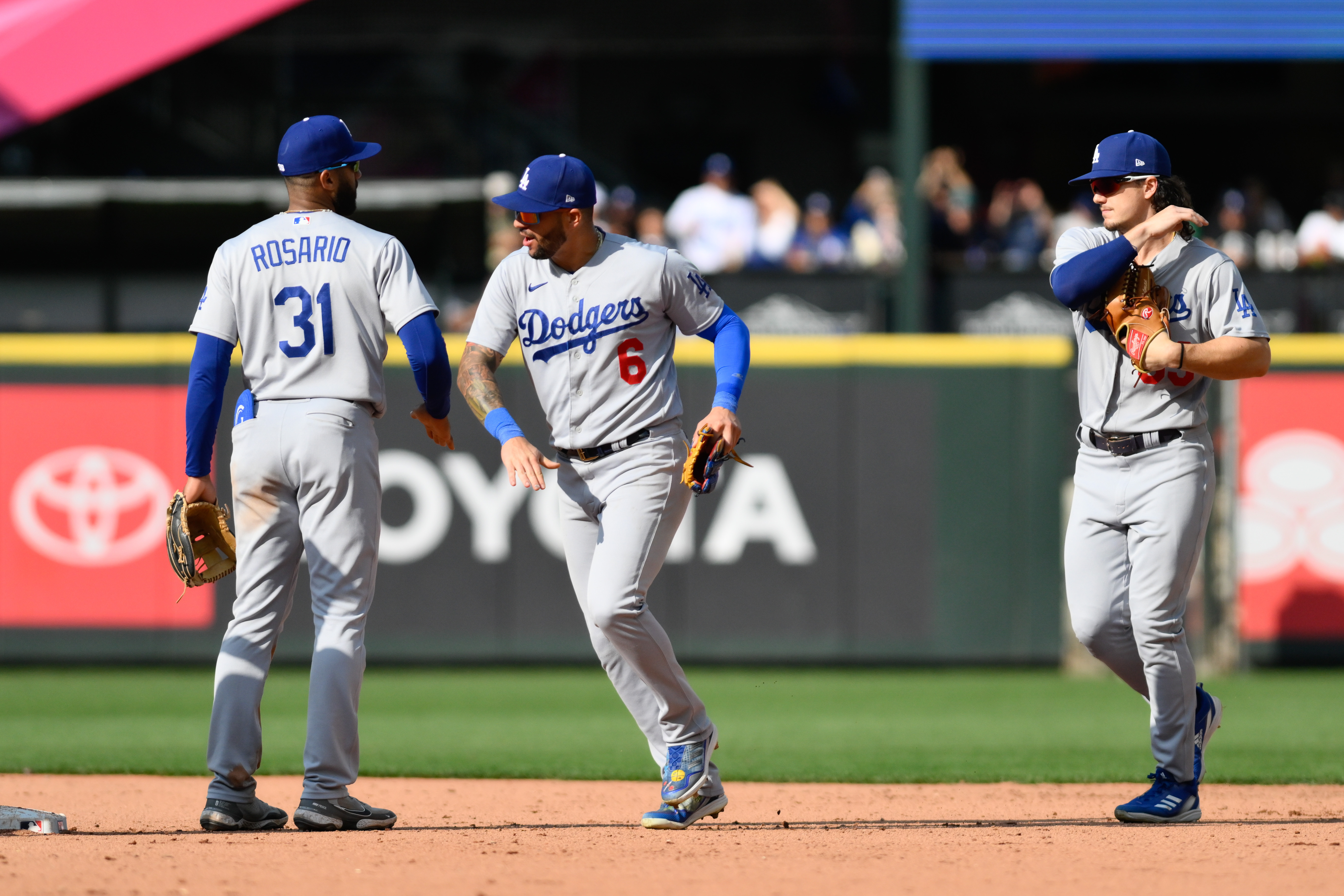 Los Angeles Dodgers on X: MLB's first 18-game winner of the season? Julio  Urías.  / X