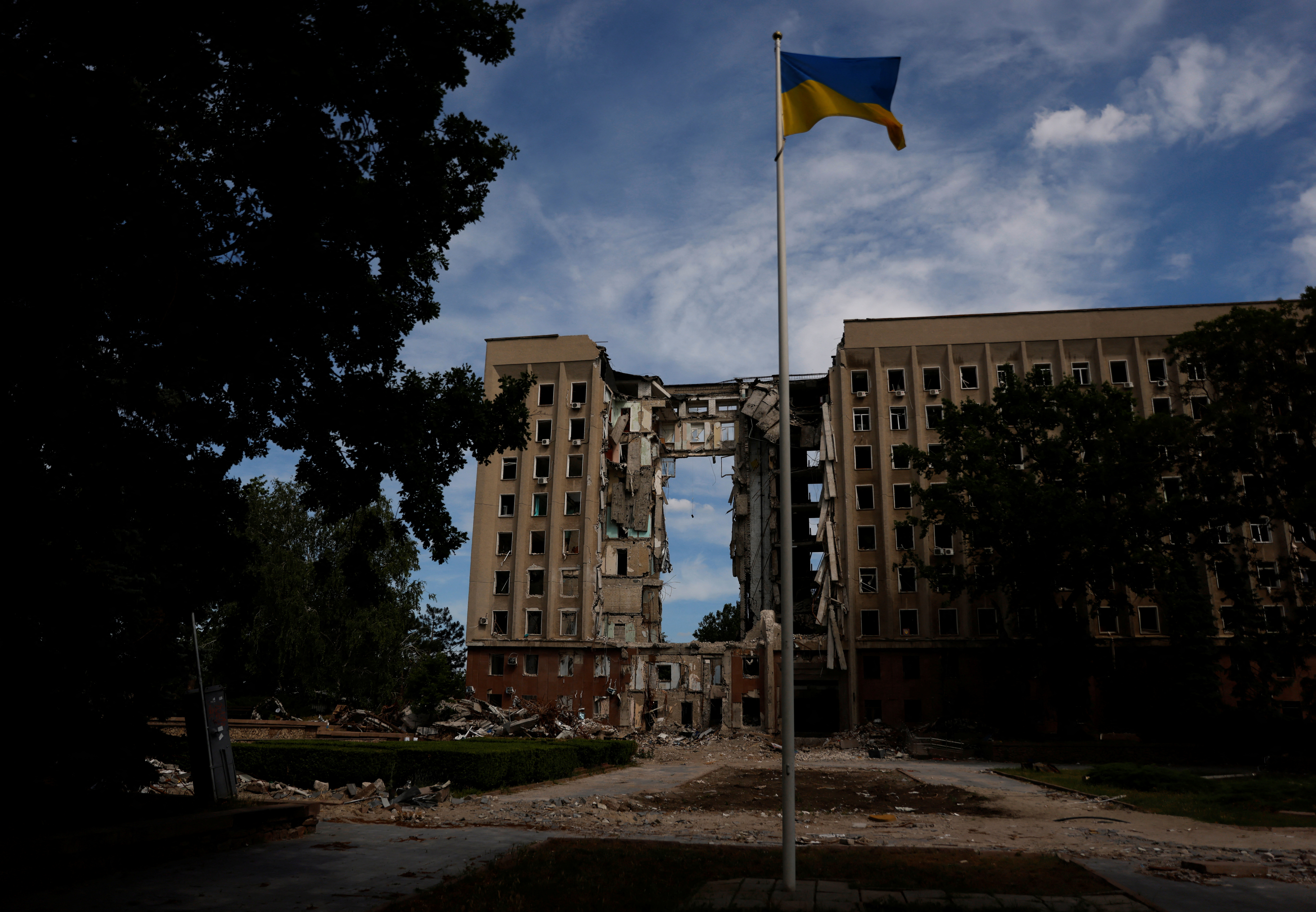 Russia's attack on Ukraine continues, in Mykolaiv