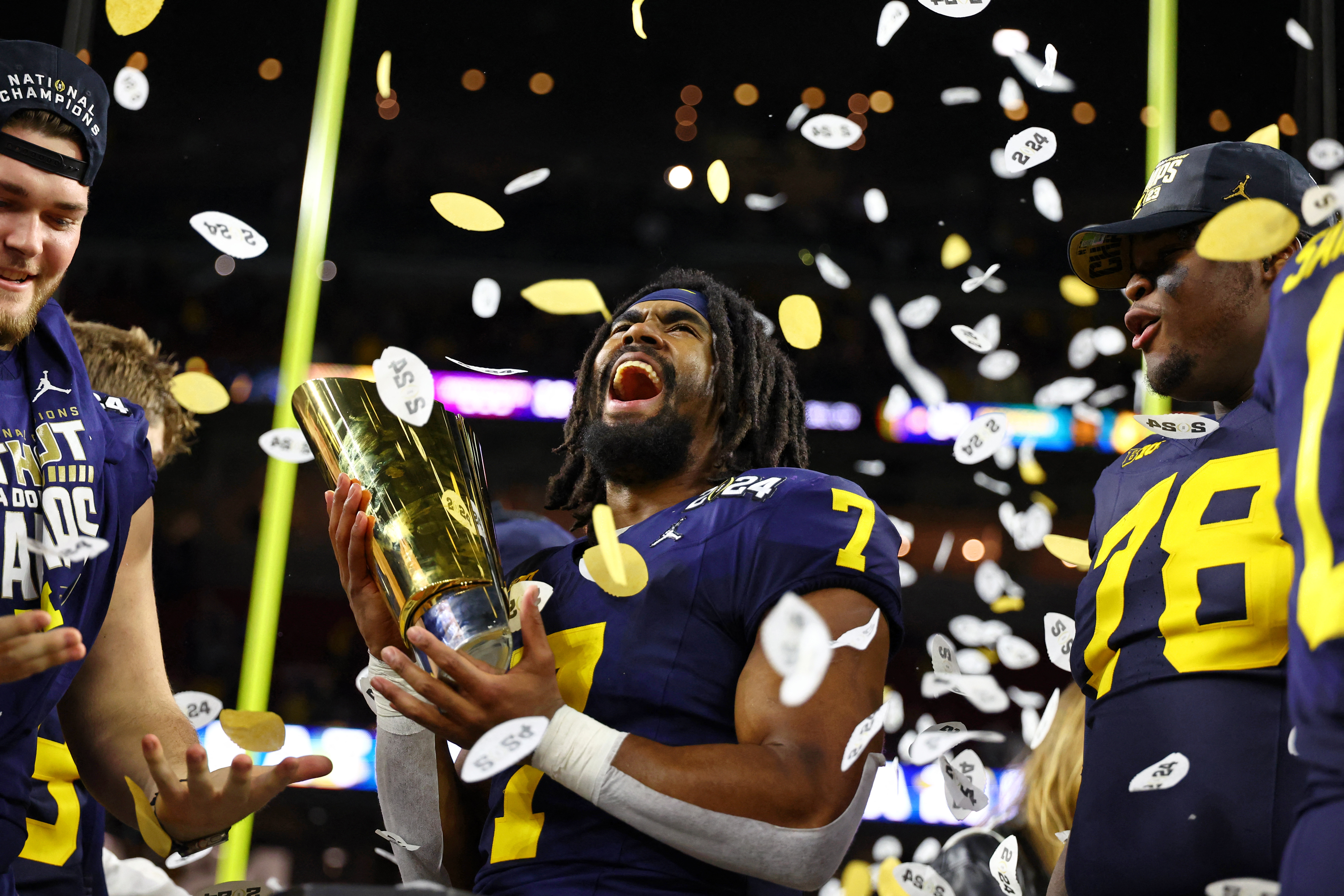 No. 1 Michigan runs all over No. 2 Washington to win national