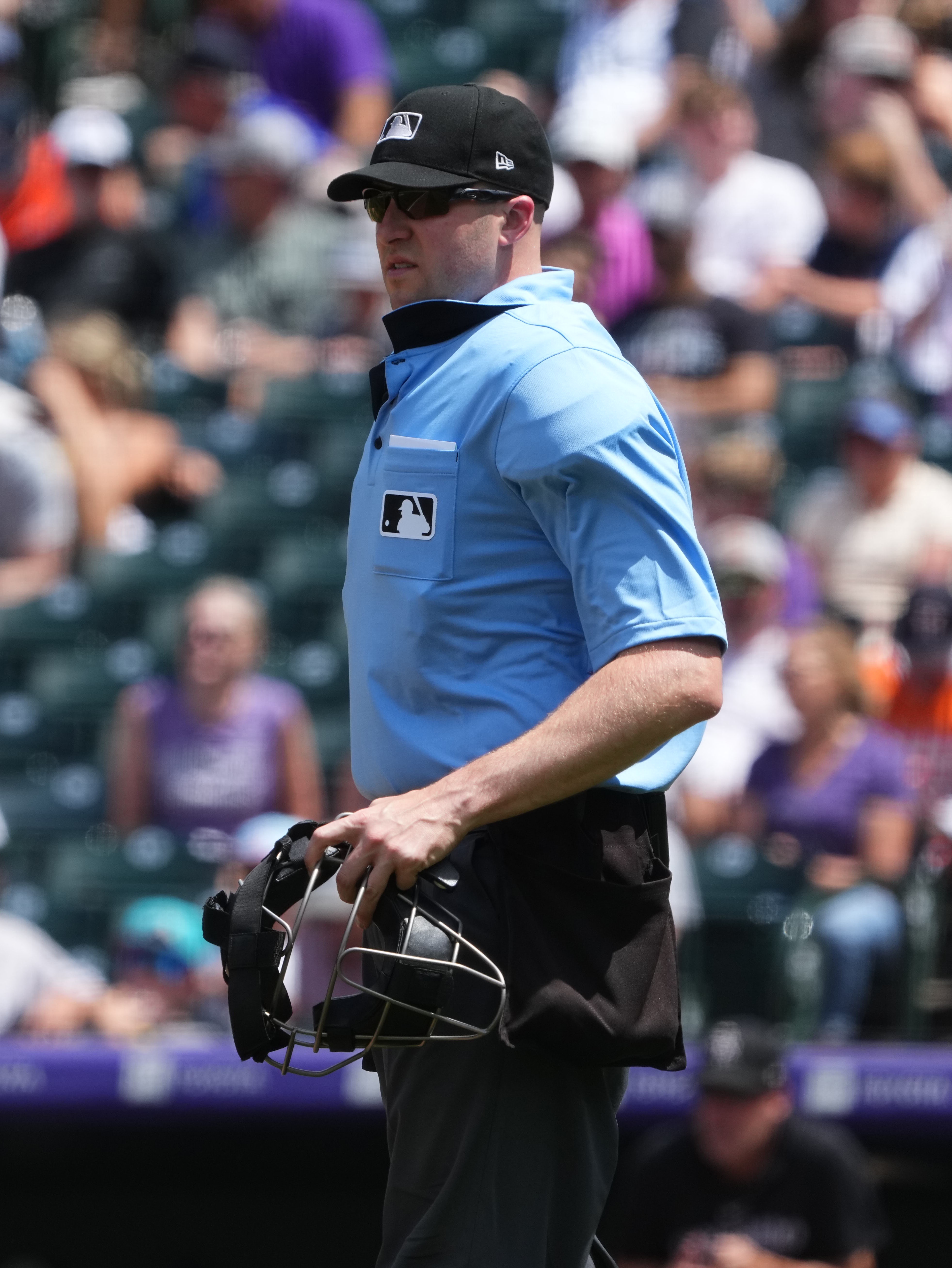 Astros allow just two hits in 4-1 win over Rockies