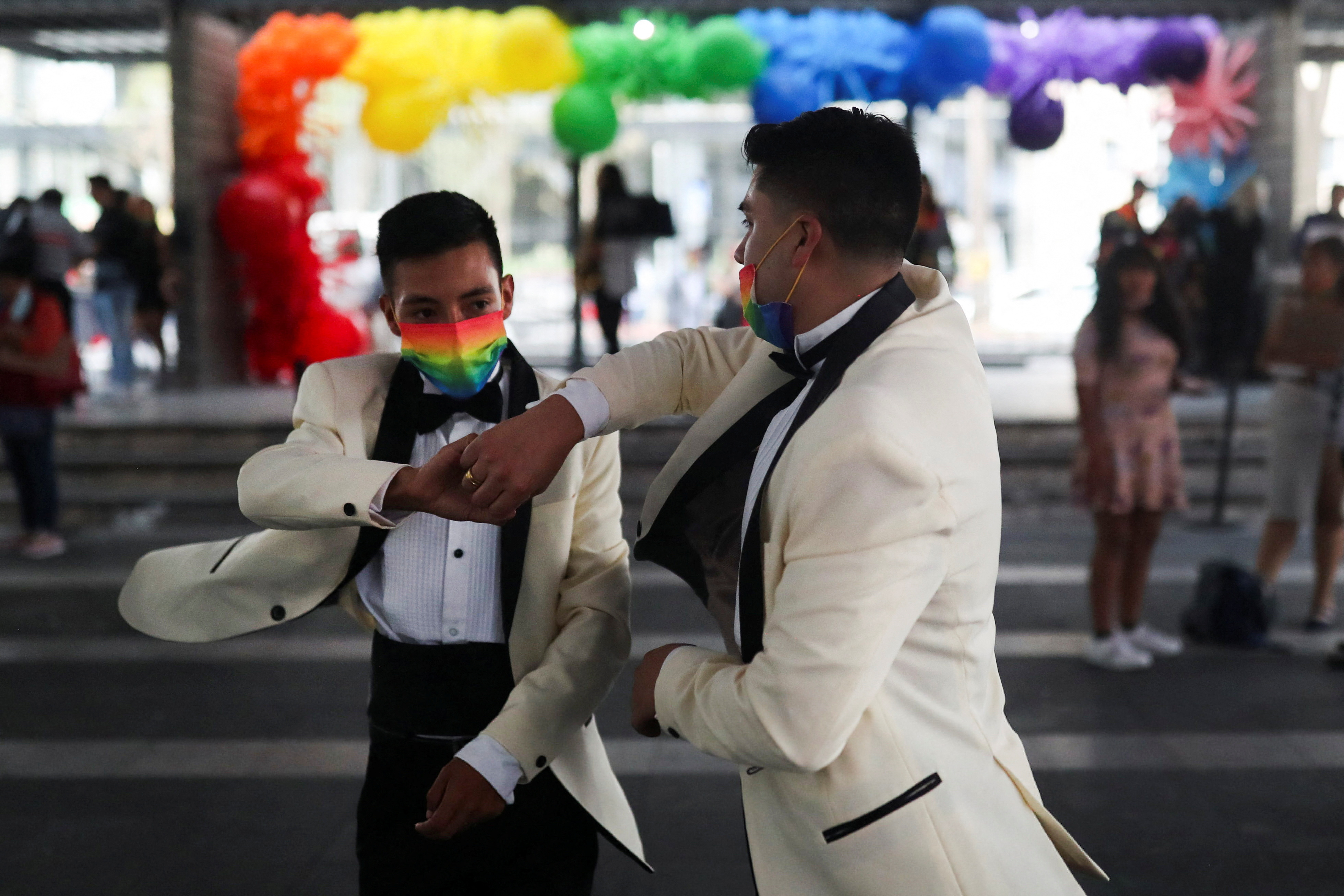 Mexicans celebrate LGBTQ+ pride month with massive wedding