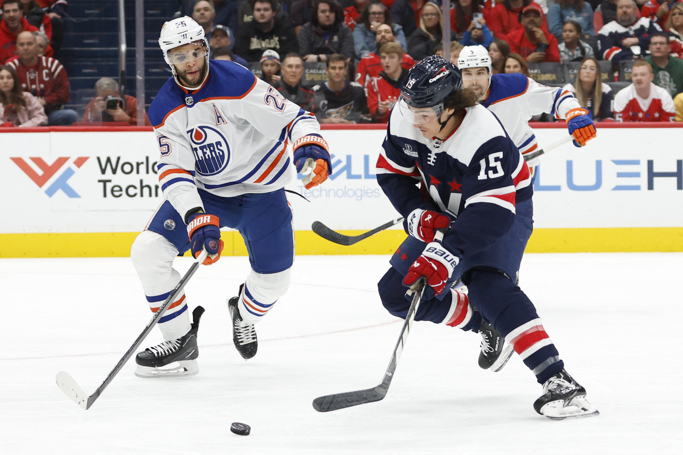 Oilers End Skid With Shutout Win Over Capitals 