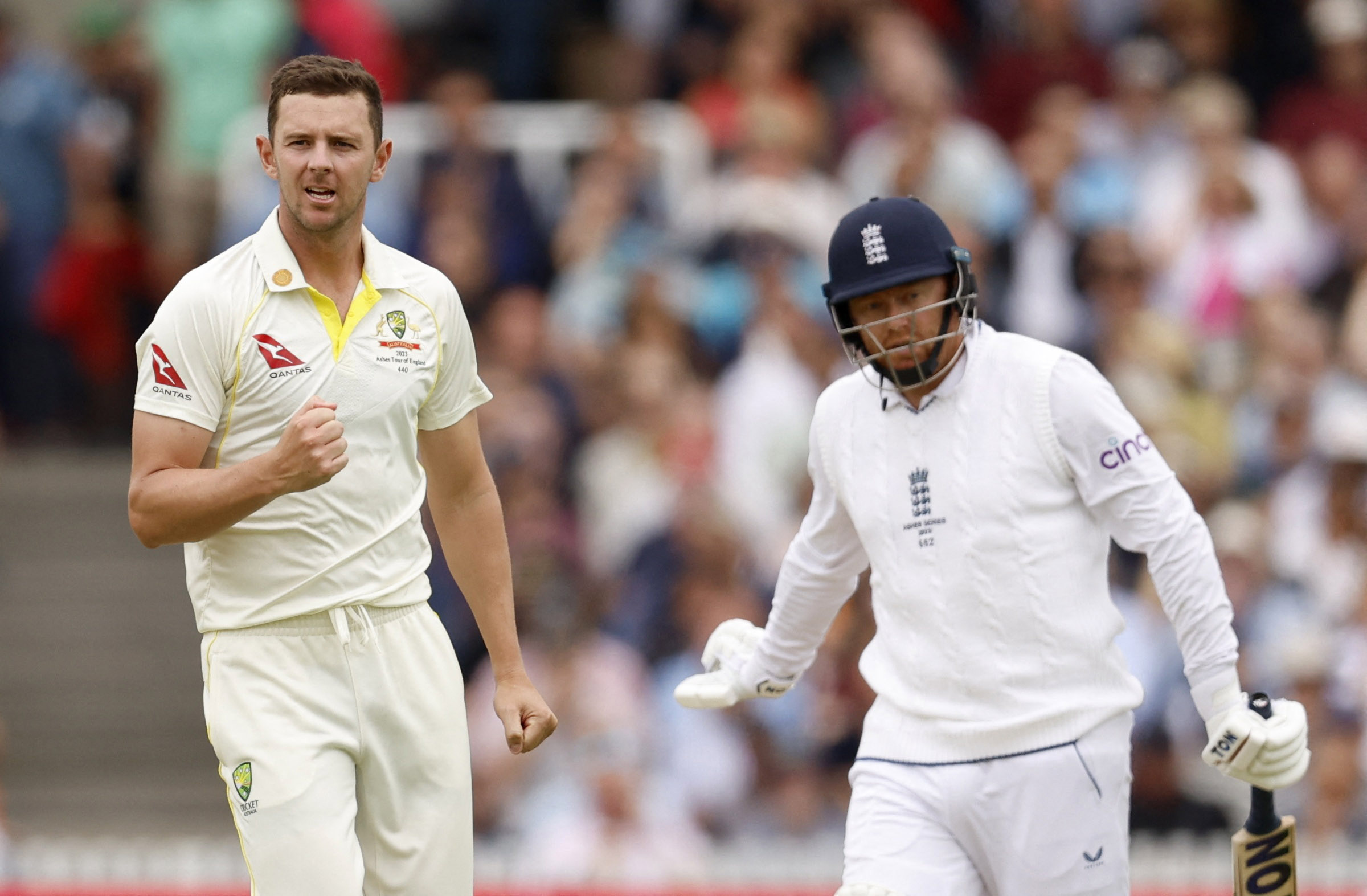 Australia in cruise control after skittling out England tail at Lord's ...