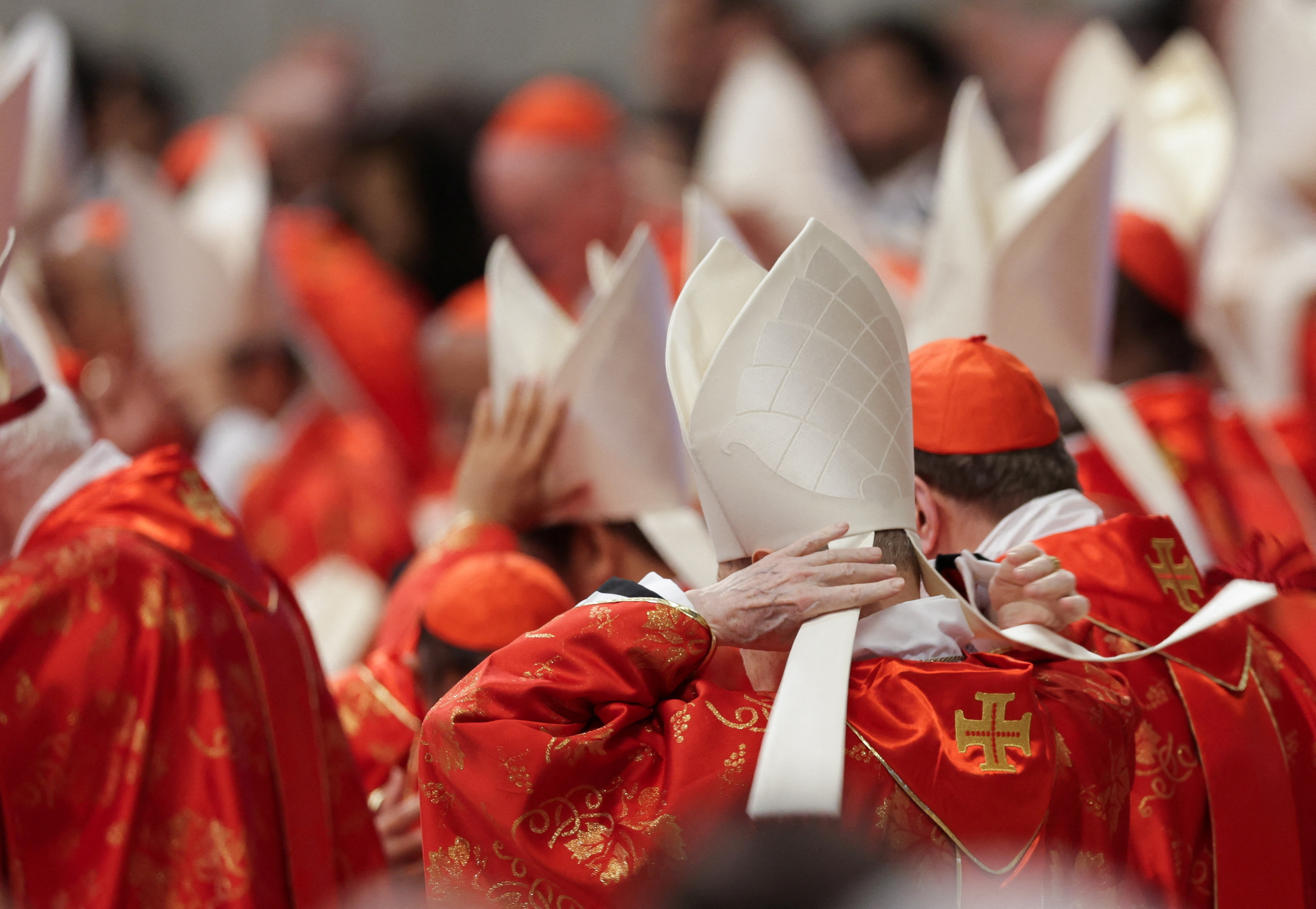 Black smoke signals no pope elected in first conclave vote