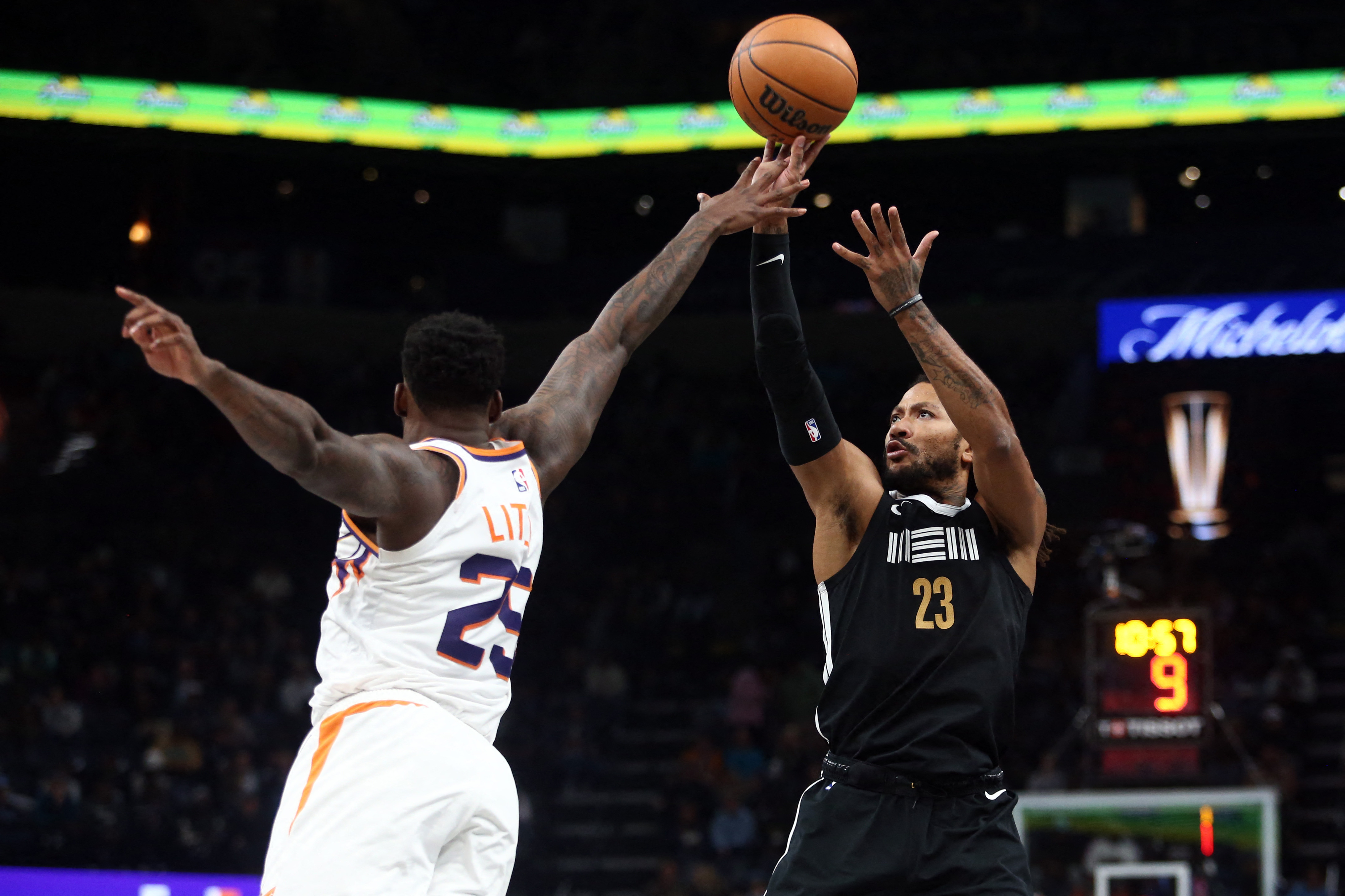 Devin Booker's 40 points propels Suns past Grizzlies Reuters