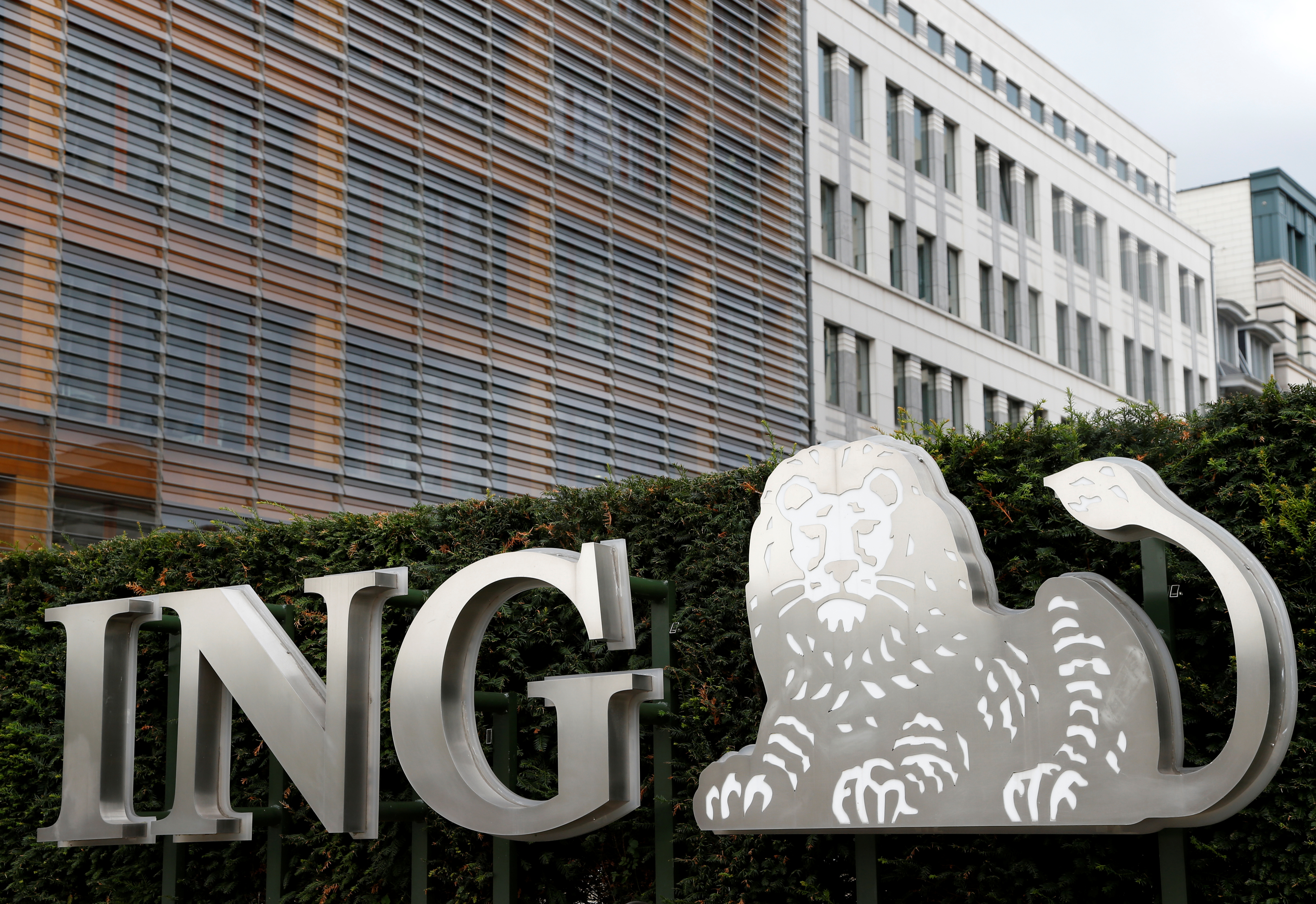 The logo of ING bank is pictured at the entrance of the group's main office in Brussels, Belgium  September 5, 2017. REUTERS/Francois Lenoir