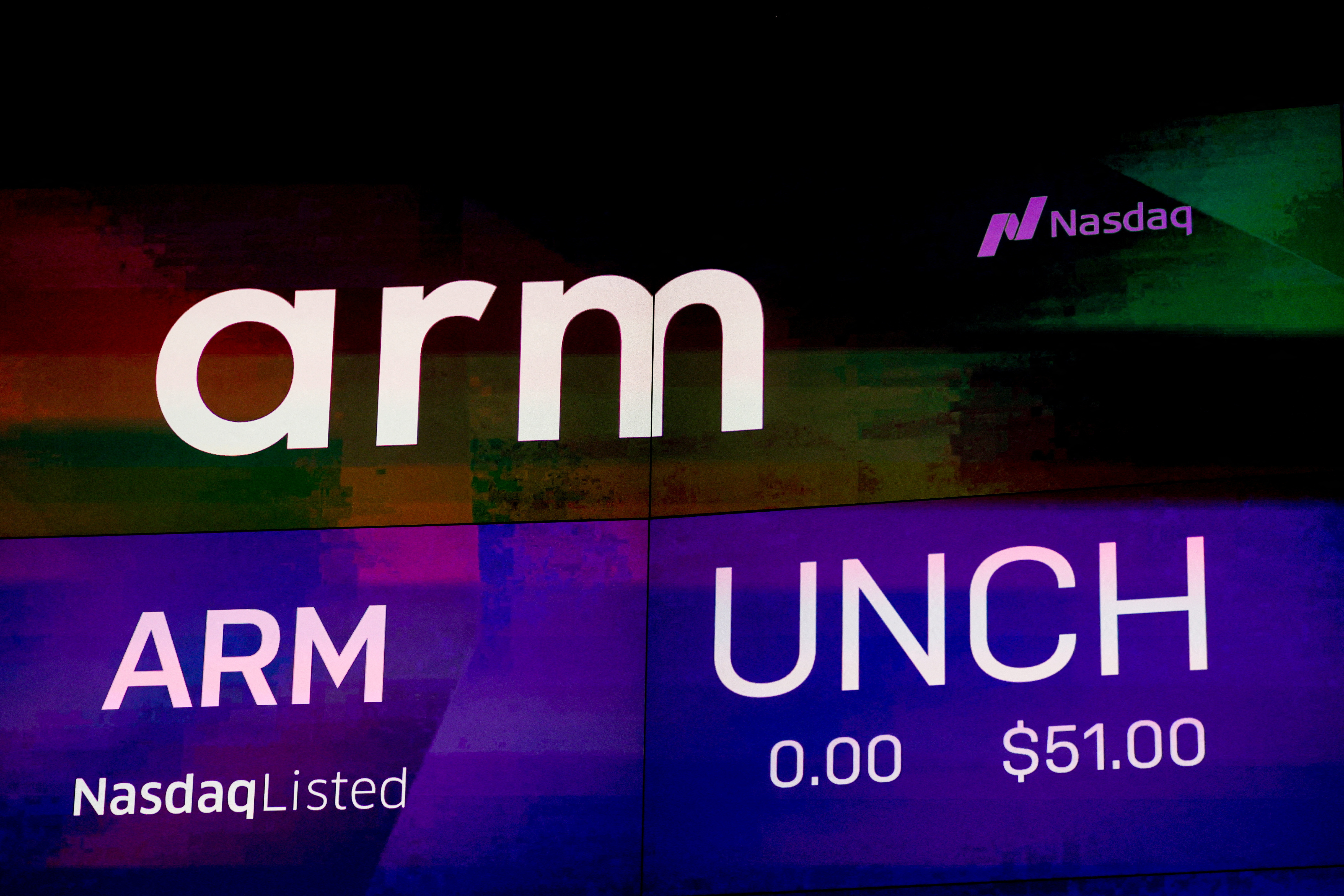 Arm stock dives 11% as slow AI gains lead to tepid outlook | Reuters