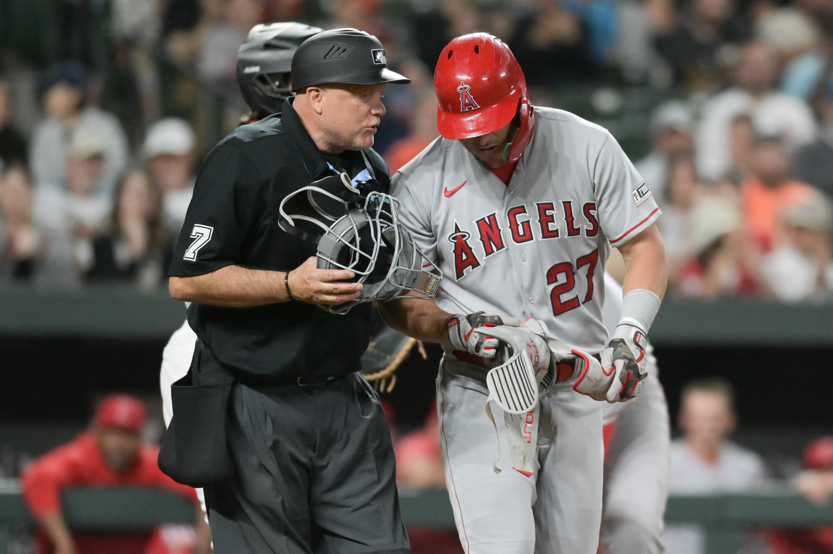 Angels' Shohei Ohtani goes 4-for-5, throws 7 innings to beat O's