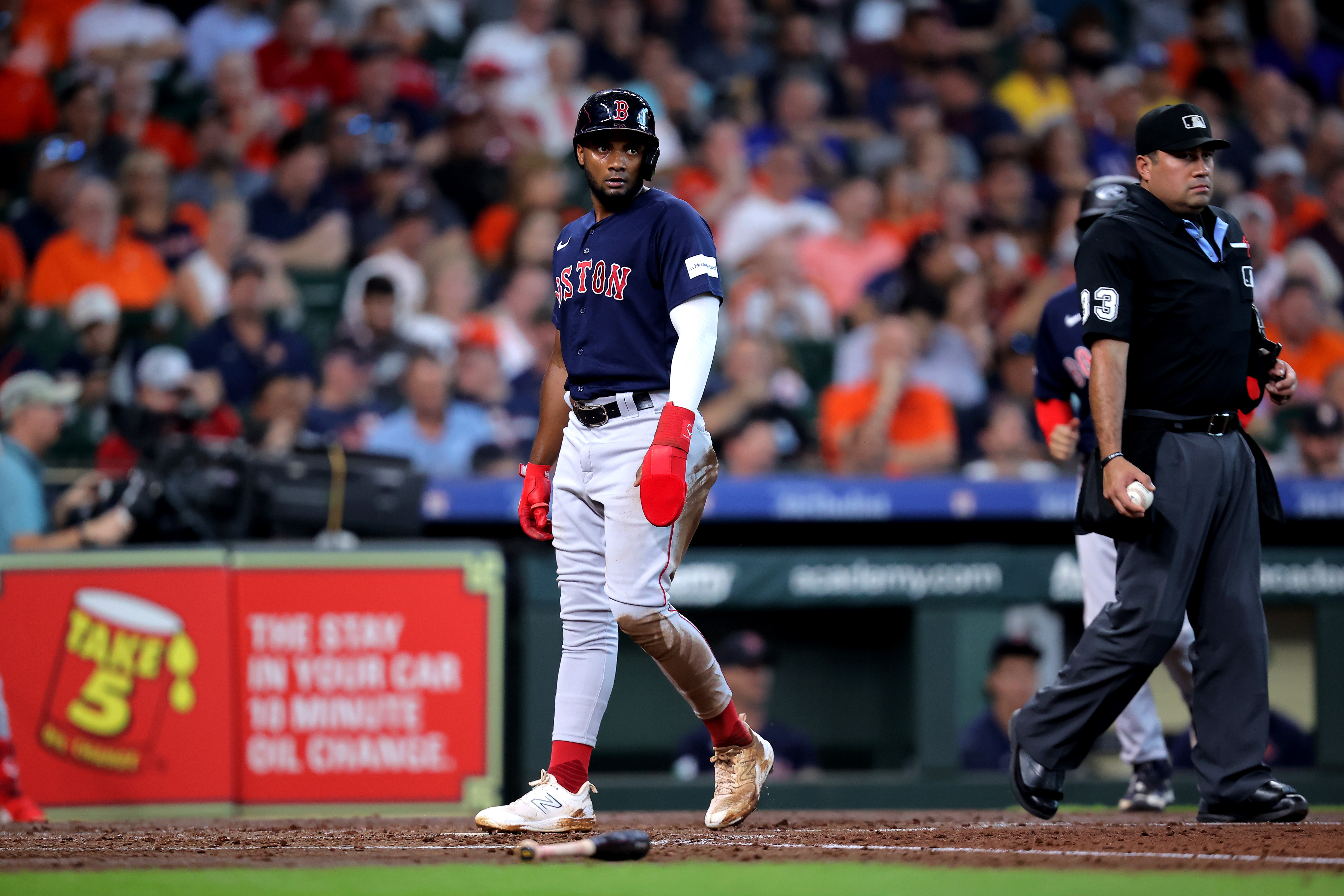 Red Sox bash 24 hits, take down Astros 17-1