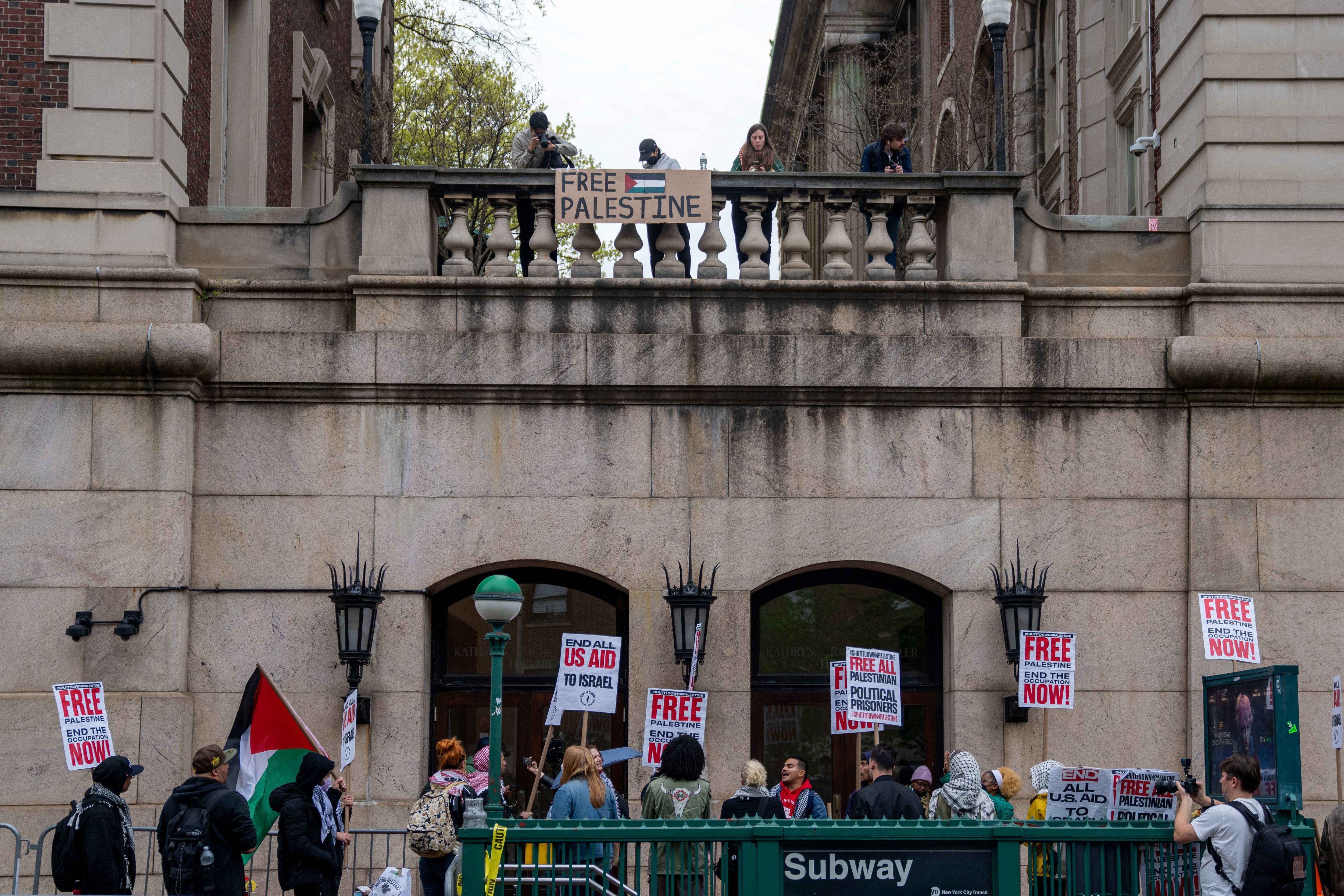 Protesters show support for Palestinians in Gaza, at Columbia University in New York City